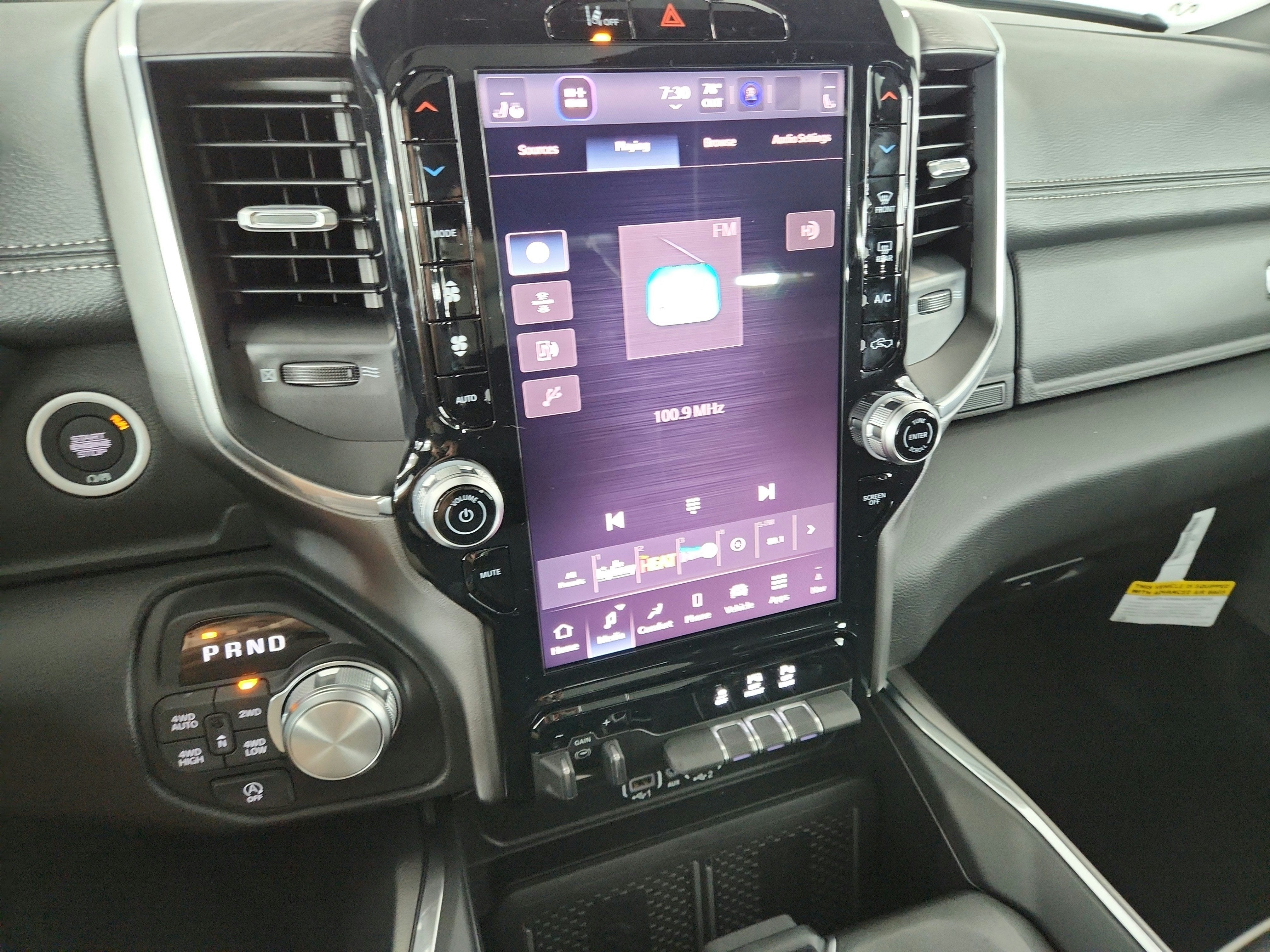 2027 RAM Ram 1500 Laramie