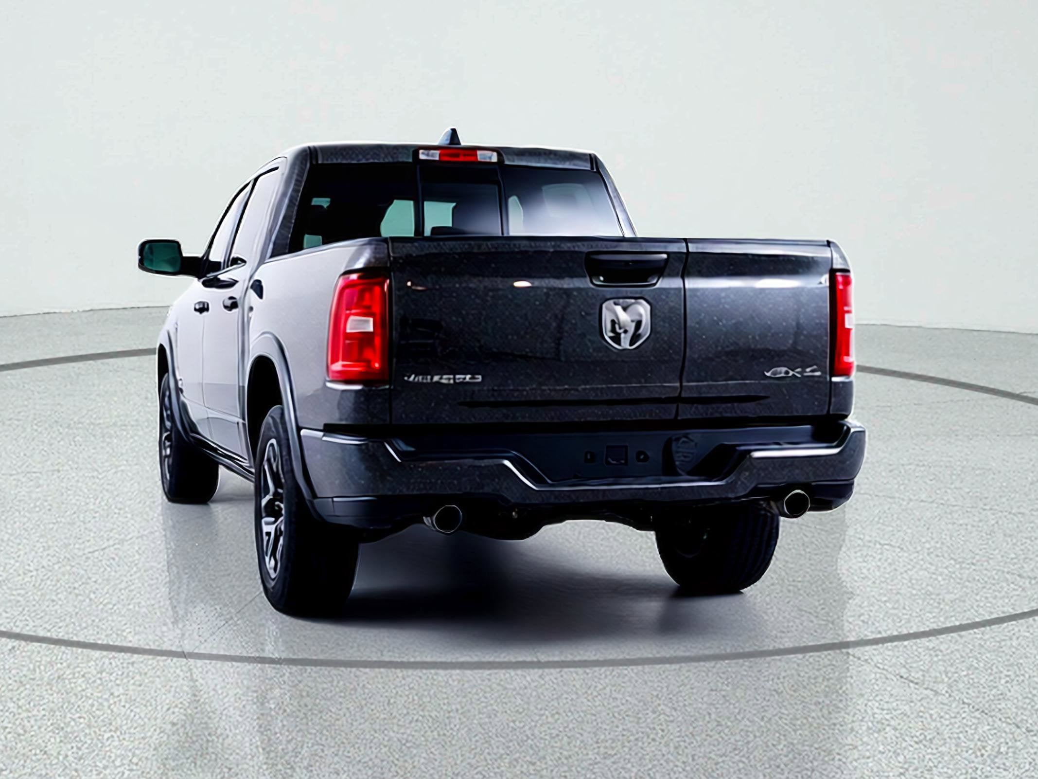 2026 RAM Ram 1500 RAM 1500 LARAMIE CREW CAB 4X4 (144.5 IN WB 5 FT 7 IN BOX)