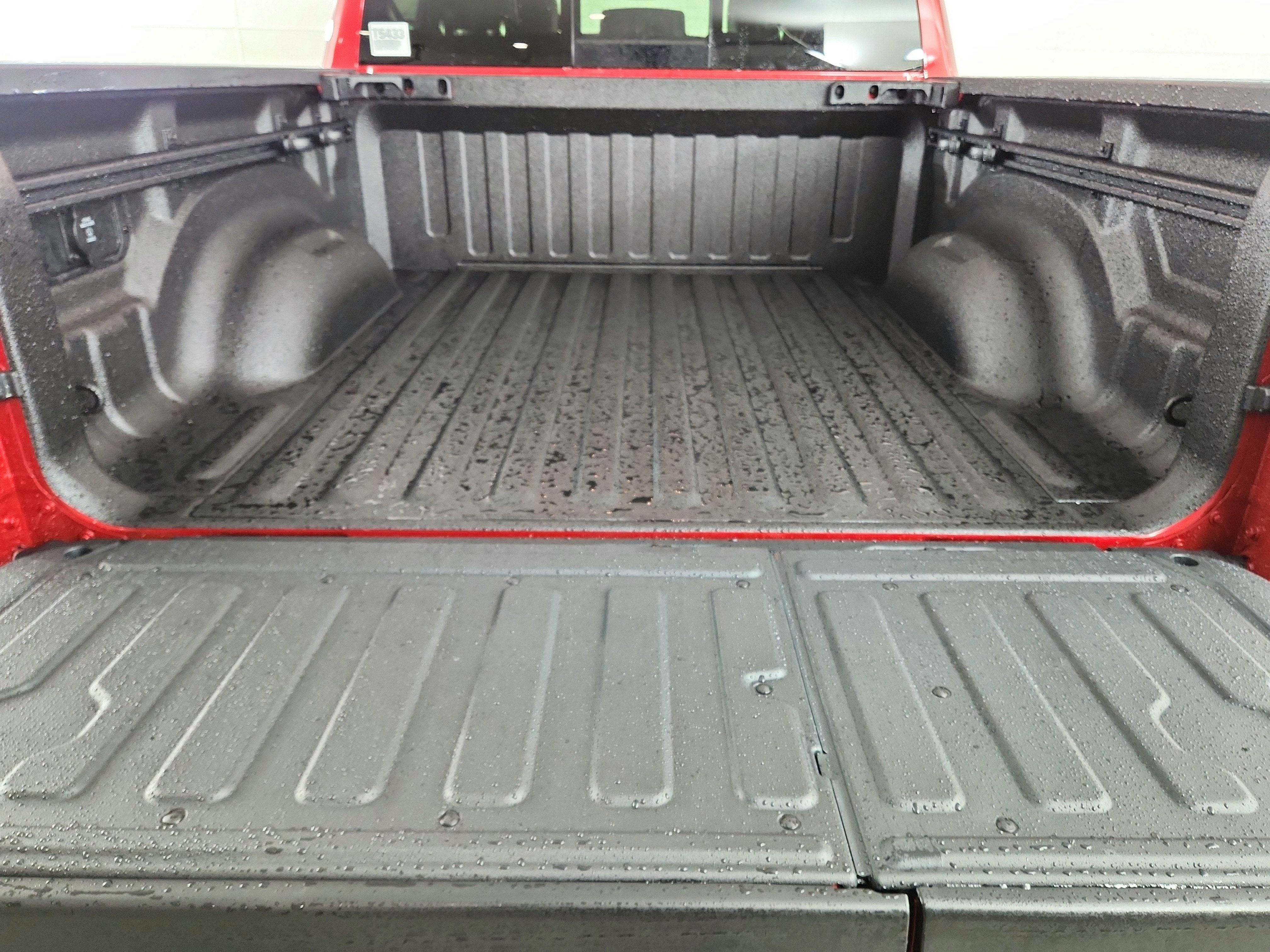 2026 RAM Ram 1500 RAM 1500 LARAMIE CREW CAB 4X4 (144.5 IN WB 5 FT 7 IN BOX)