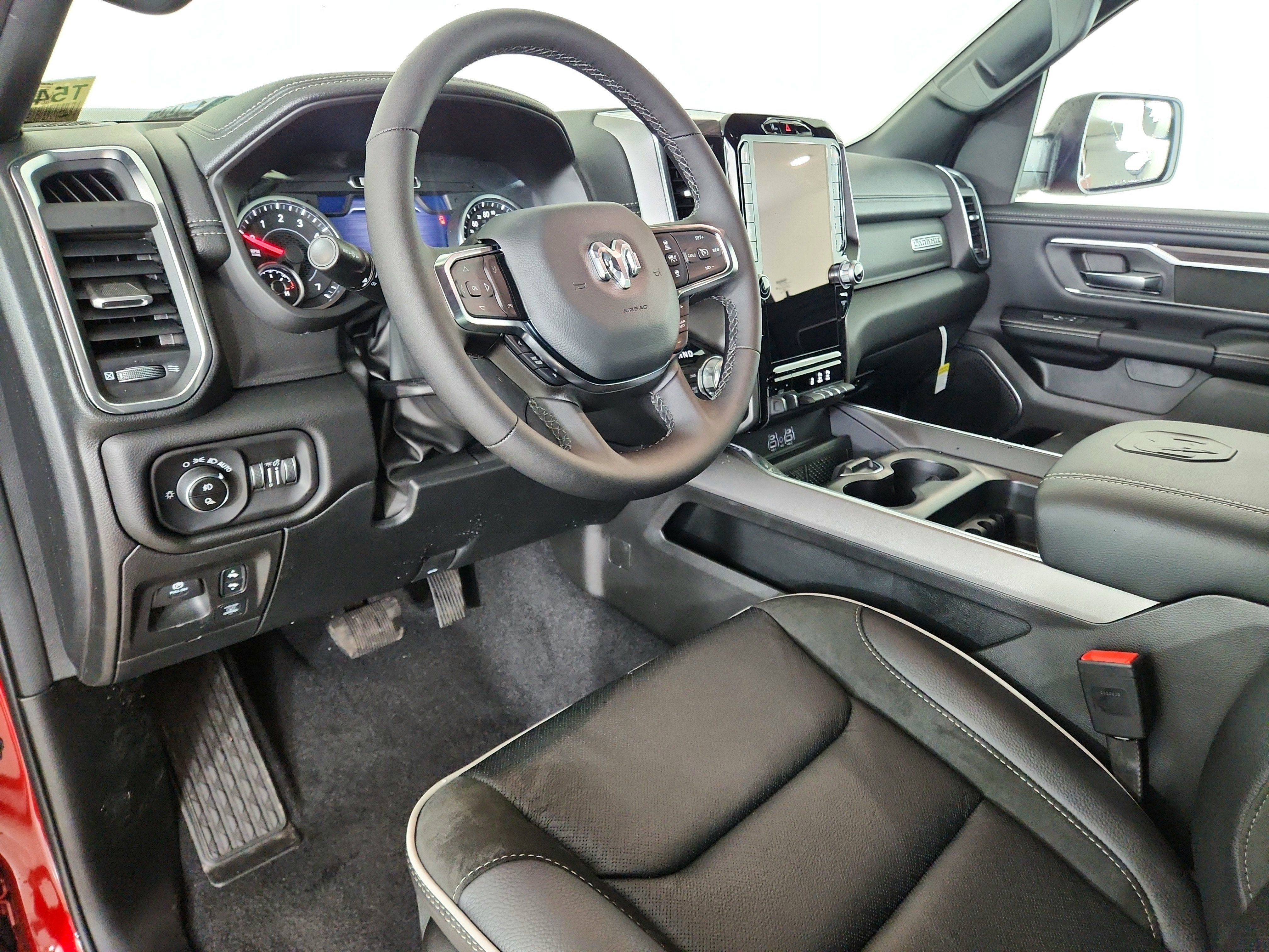 2026 RAM Ram 1500 RAM 1500 LARAMIE CREW CAB 4X4 (144.5 IN WB 5 FT 7 IN BOX)