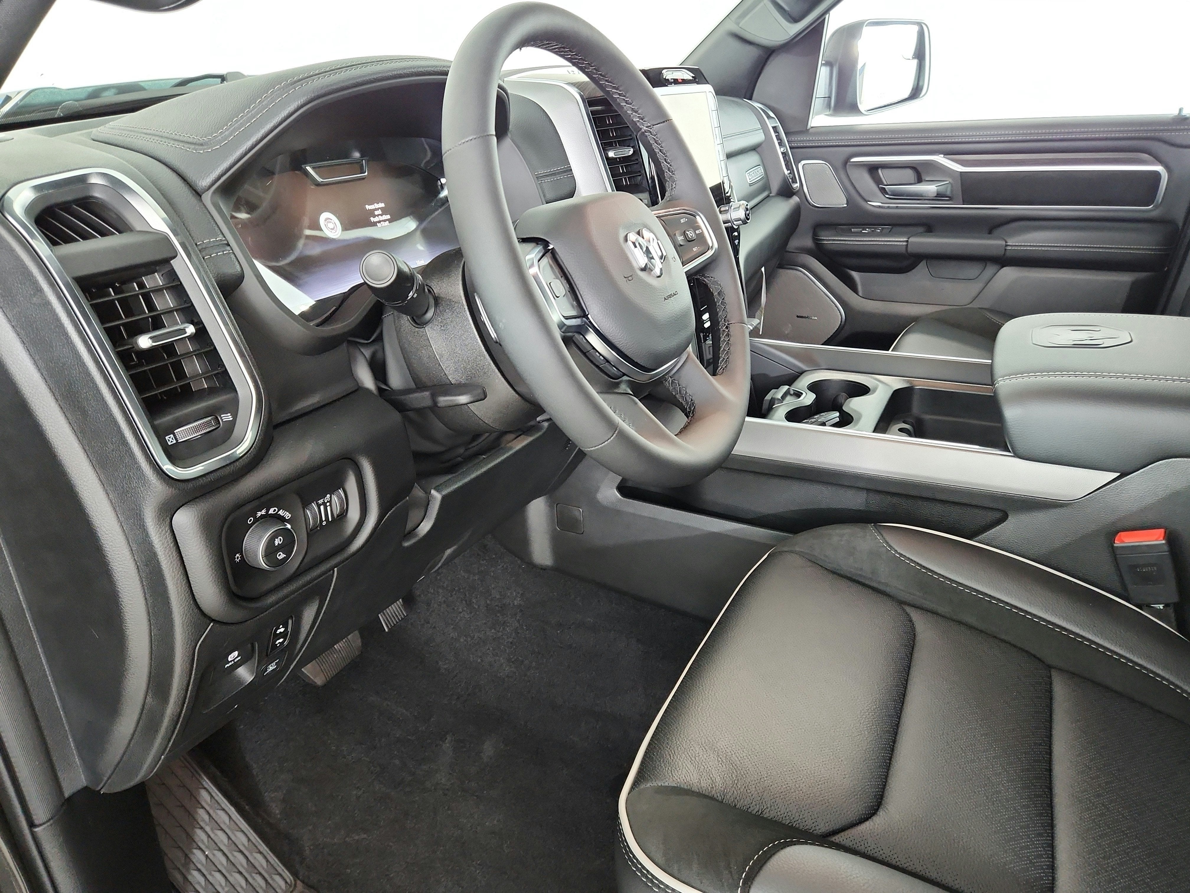 2027 RAM Ram 1500 Laramie 4x4 Crew Cab 5'7" Box