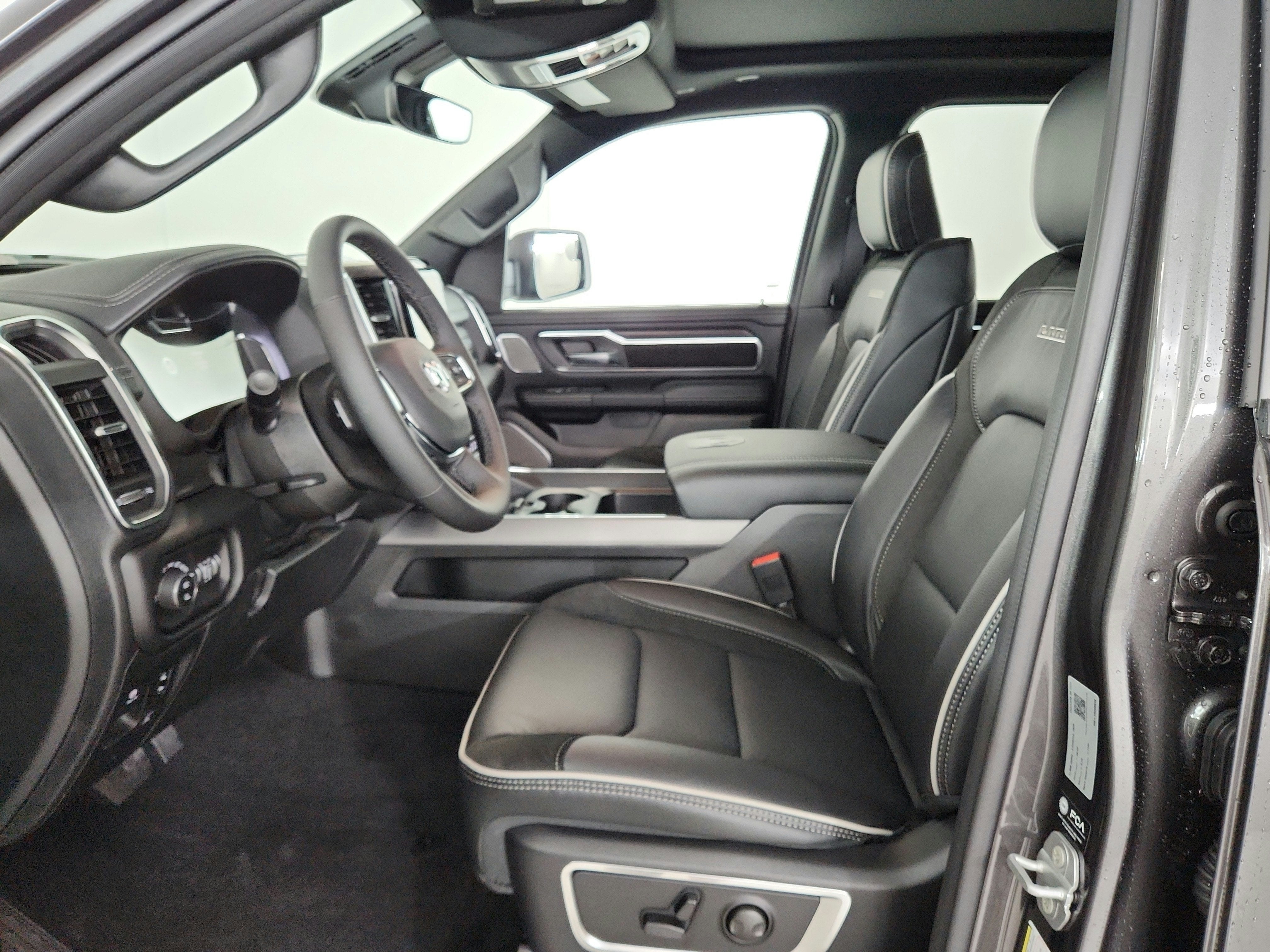 2027 RAM Ram 1500 Laramie 4x4 Crew Cab 5'7" Box