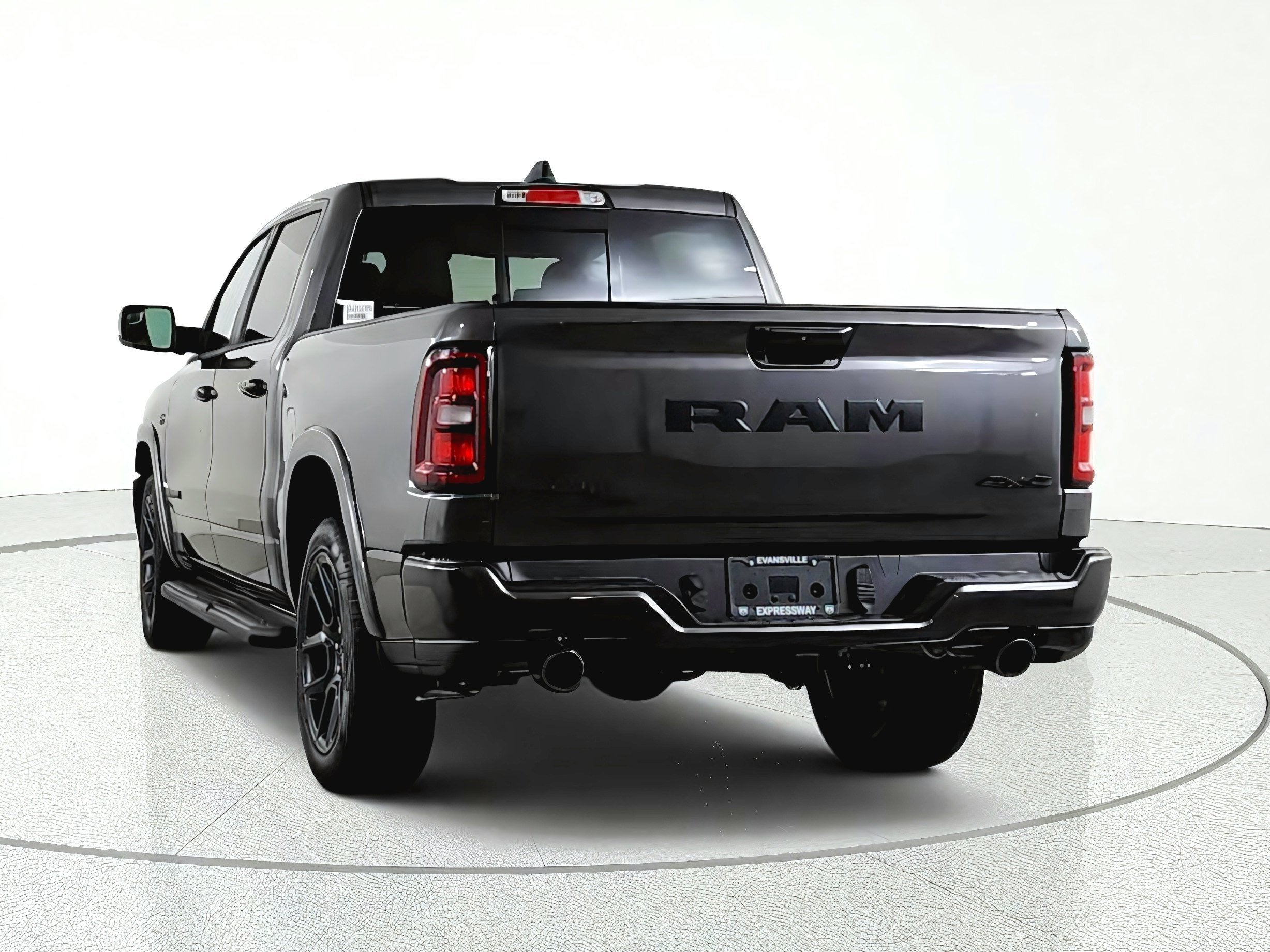 2027 RAM Ram 1500 Laramie 4x4 Crew Cab 5'7" Box