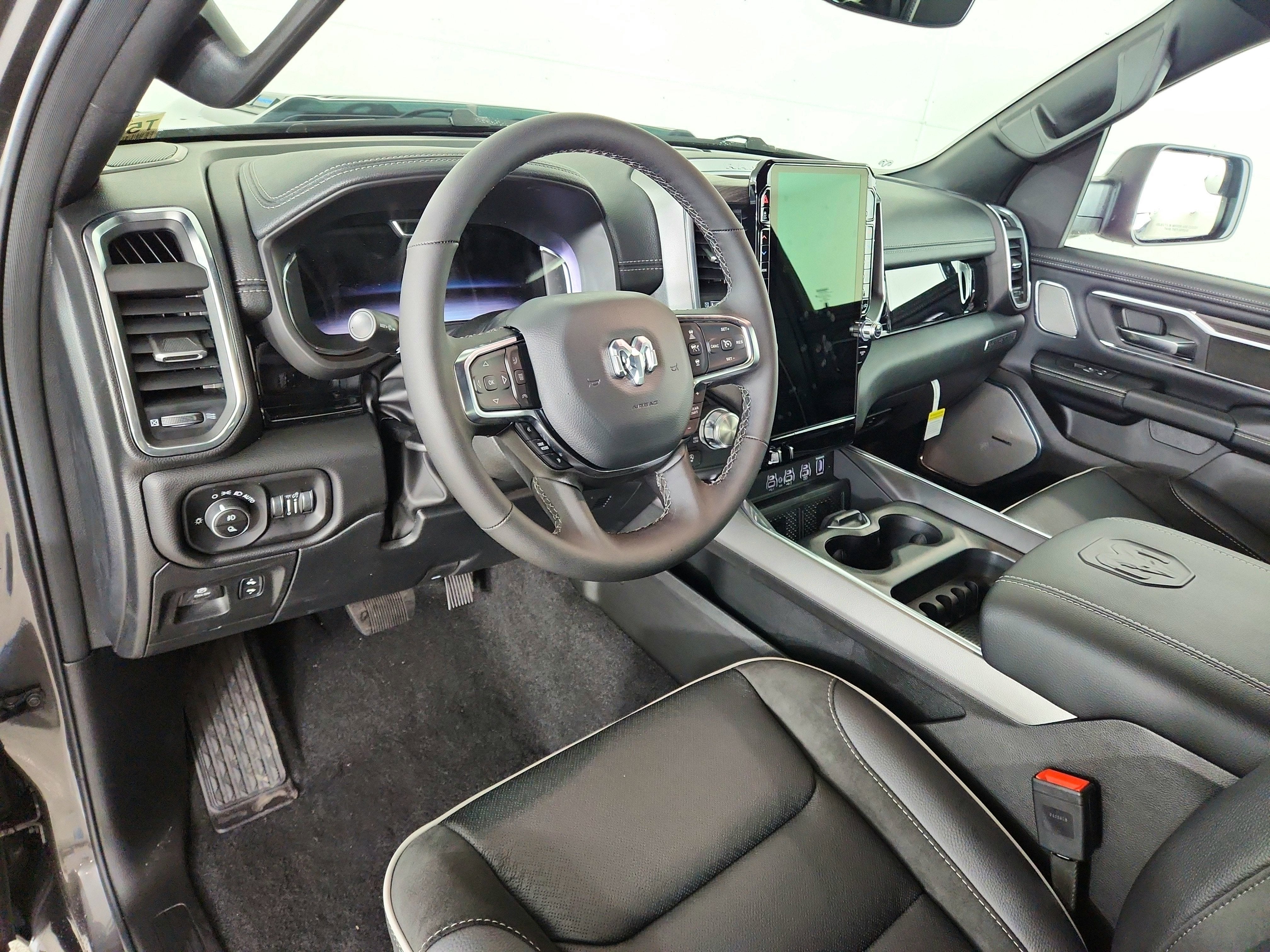 2026 RAM Ram 1500 RAM 1500 LARAMIE CREW CAB 4X4 (144.5 IN WB 5 FT 7 IN BOX)