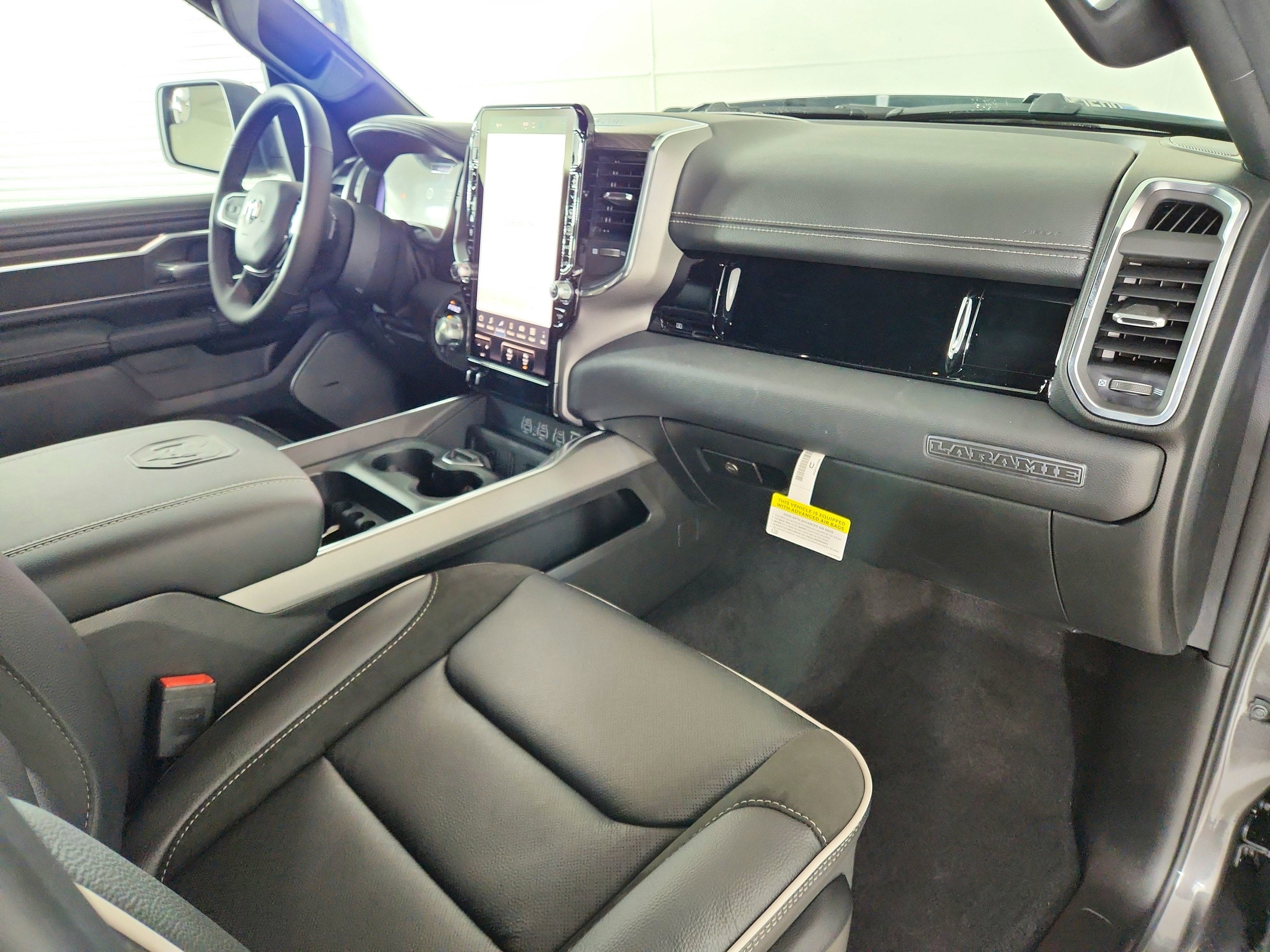 2026 RAM Ram 1500 RAM 1500 LARAMIE CREW CAB 4X4 (144.5 IN WB 5 FT 7 IN BOX)