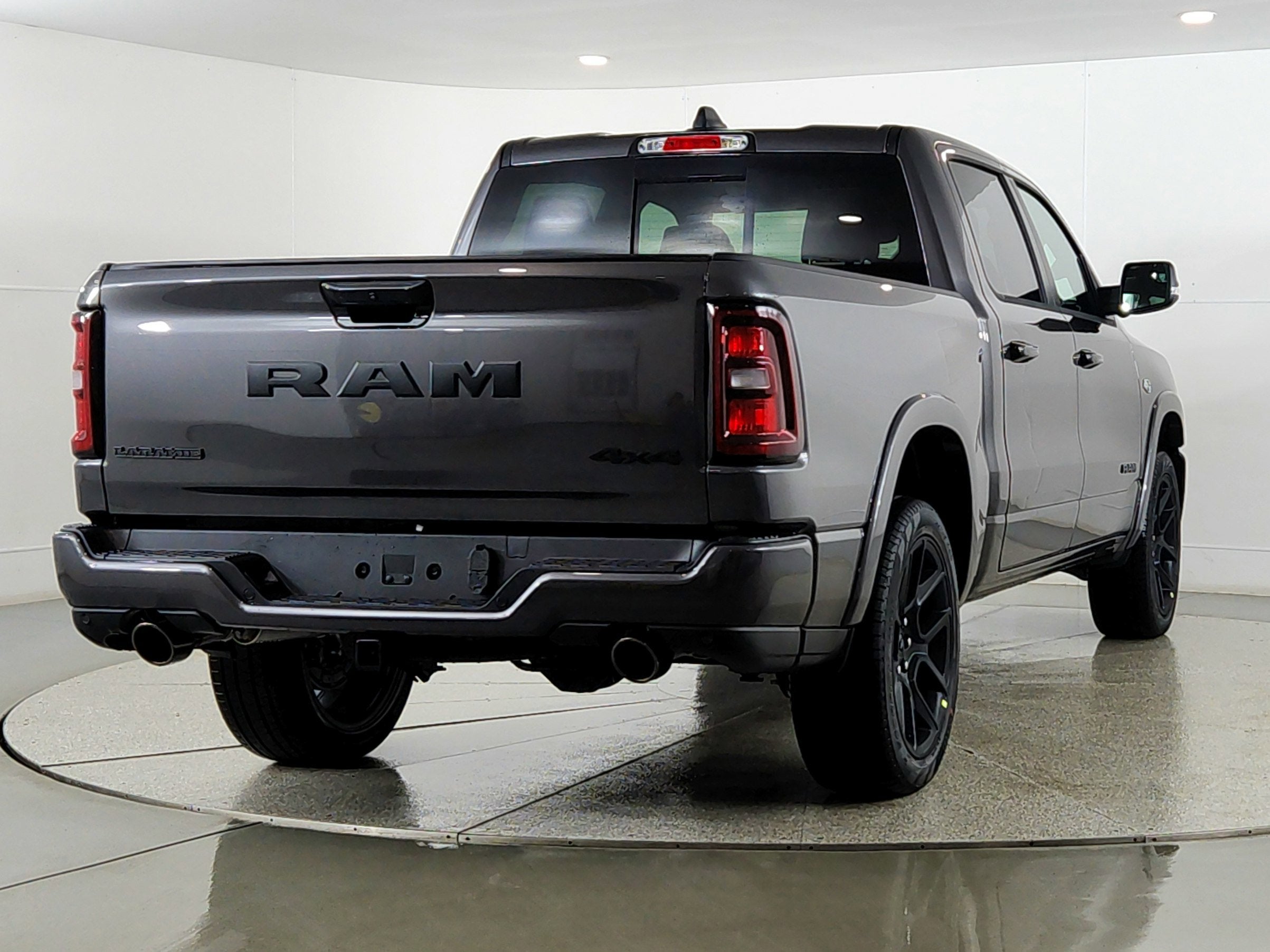 2026 RAM Ram 1500 RAM 1500 LARAMIE CREW CAB 4X4 (144.5 IN WB 5 FT 7 IN BOX)