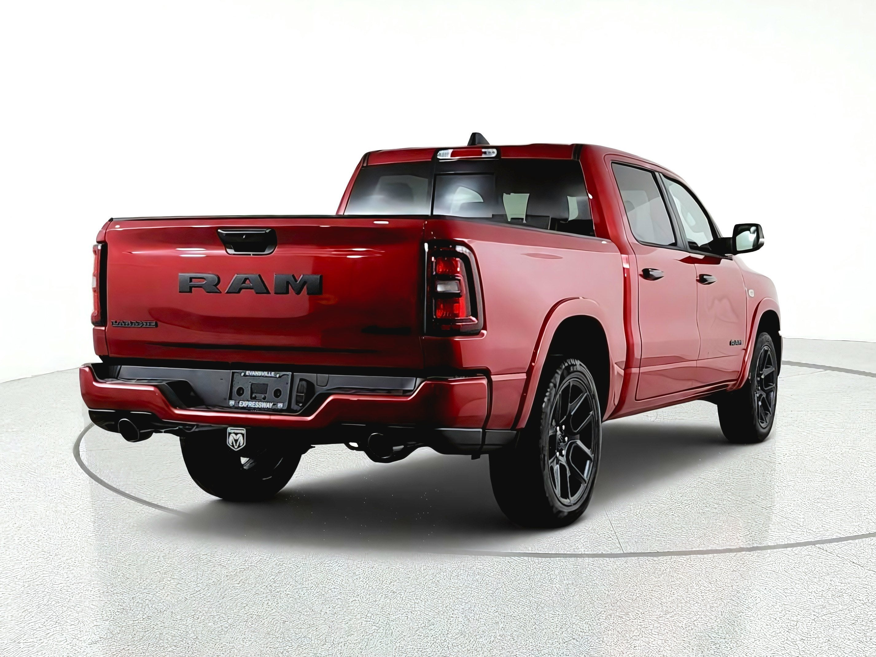 2026 RAM Ram 1500 Laramie 4x4 Crew Cab 5'7" Box