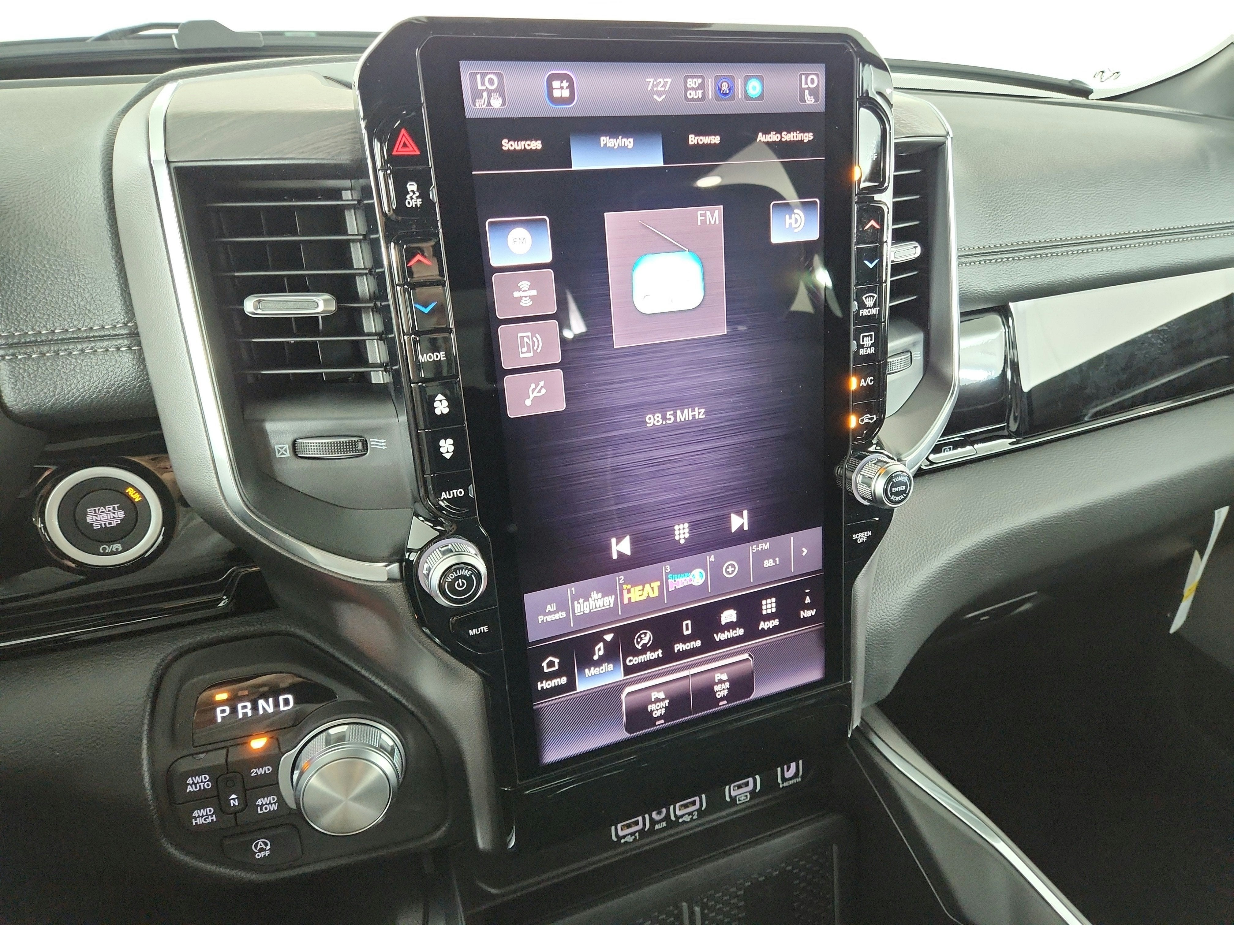 2026 RAM Ram 1500 Laramie