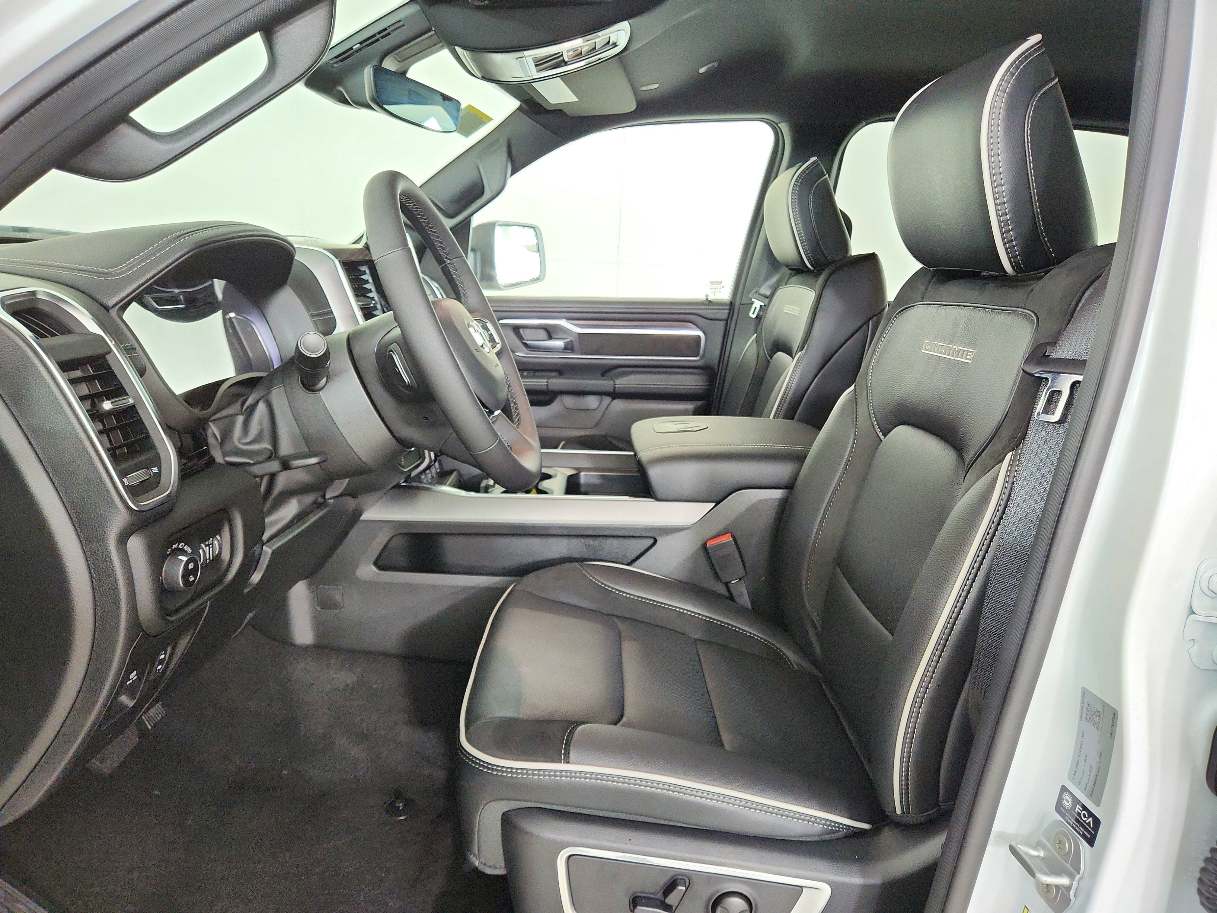 2026 RAM Ram 1500 RAM 1500 LARAMIE CREW CAB 4X4 (144.5 IN WB 5 FT 7 IN BOX)