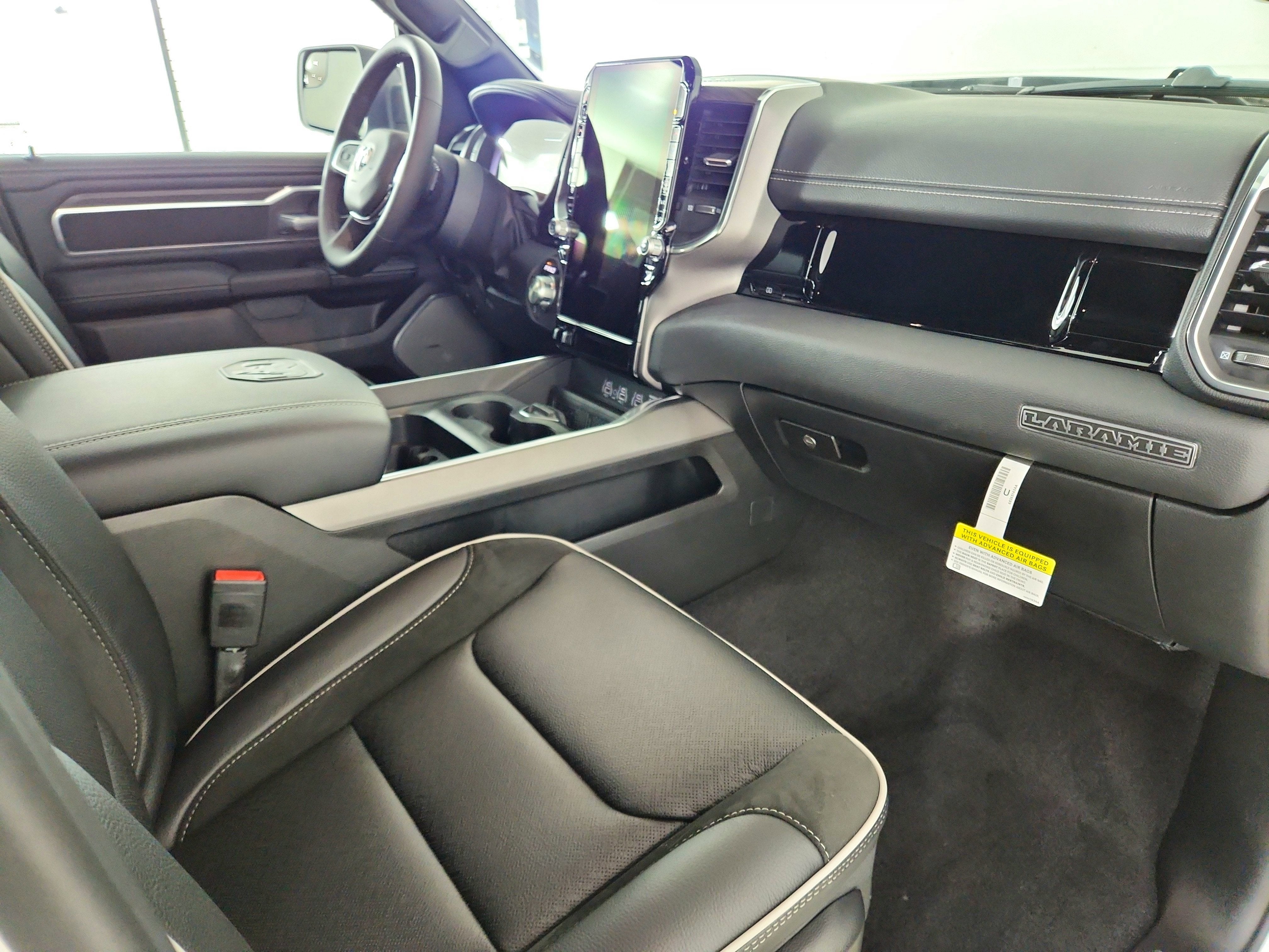 2026 RAM Ram 1500 RAM 1500 LARAMIE CREW CAB 4X4 (144.5 IN WB 5 FT 7 IN BOX)