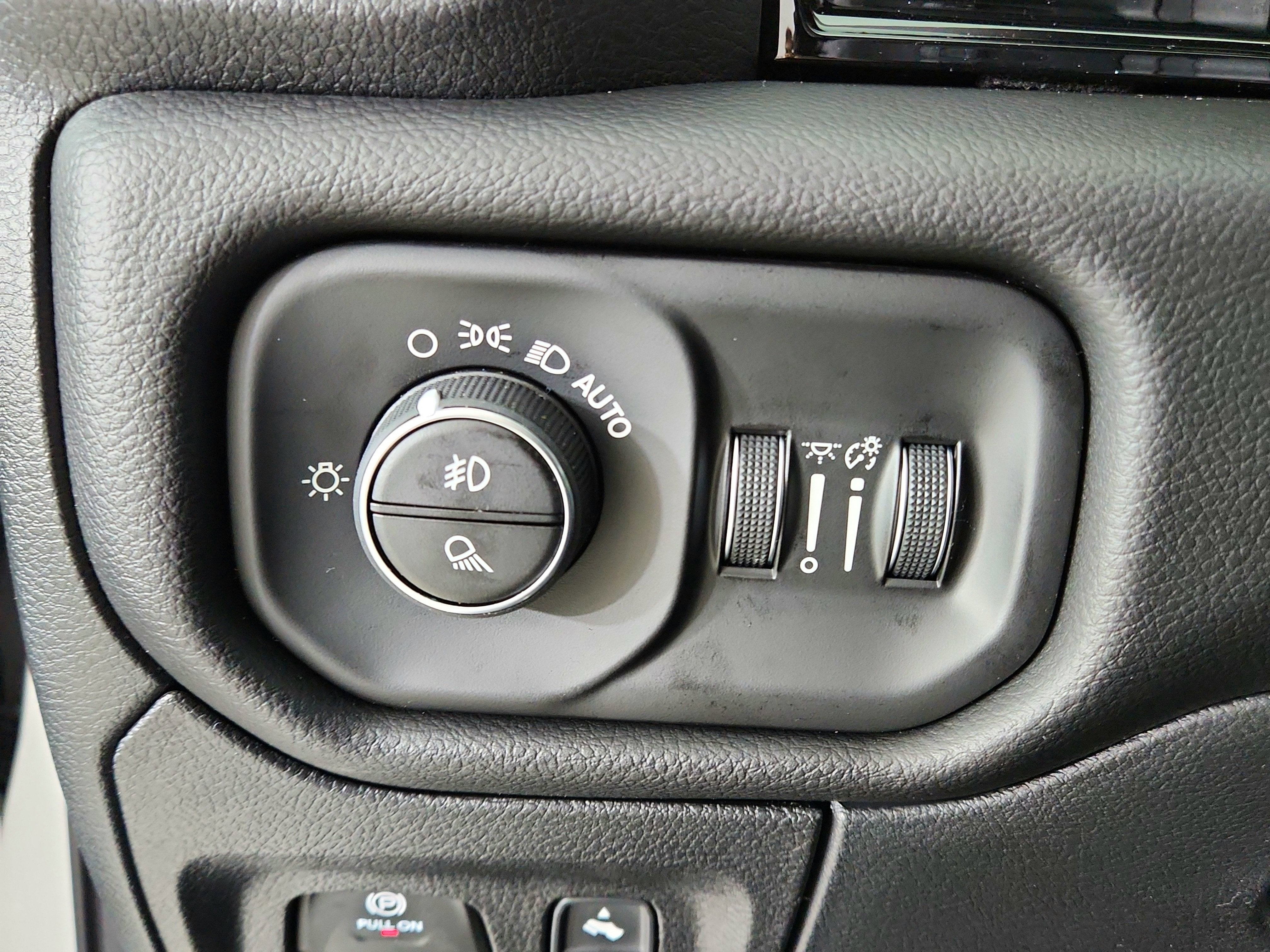 2026 RAM Ram 1500 RAM 1500 LARAMIE CREW CAB 4X4 (144.5 IN WB 5 FT 7 IN BOX)