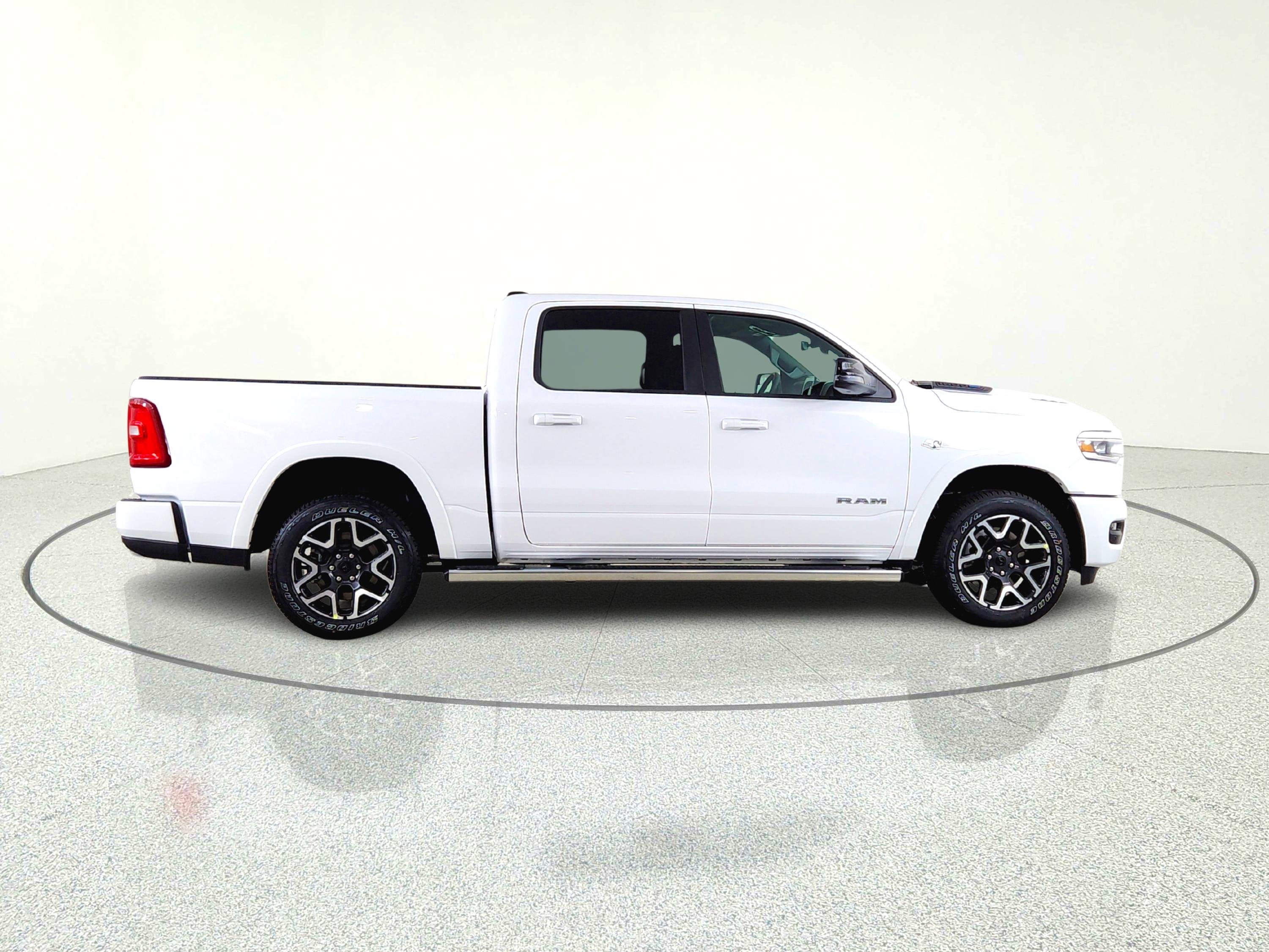 2026 RAM Ram 1500 RAM 1500 LARAMIE CREW CAB 4X4 (144.5 IN WB 5 FT 7 IN BOX)