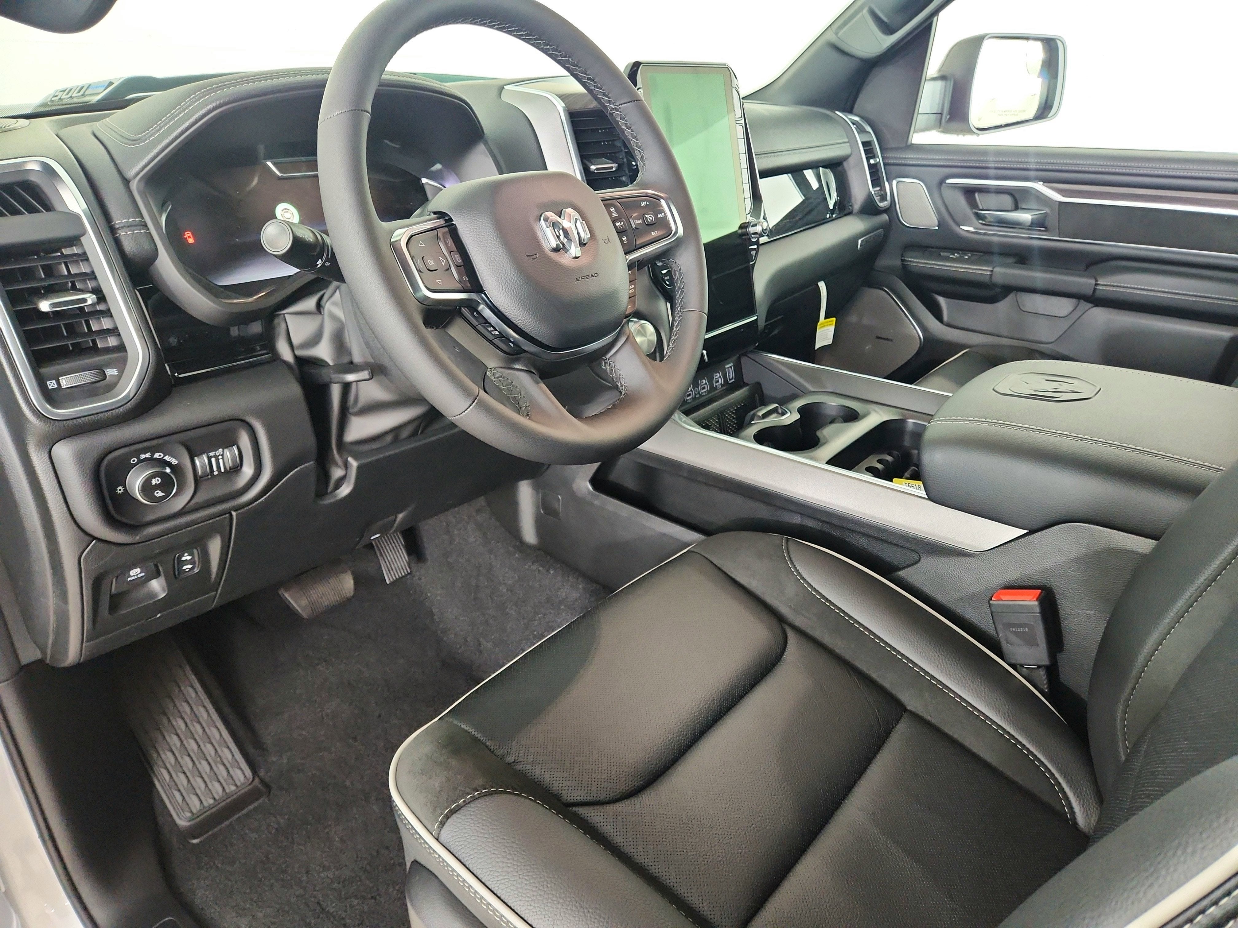 2026 RAM Ram 1500 RAM 1500 LARAMIE CREW CAB 4X4 (144.5 IN WB 5 FT 7 IN BOX)