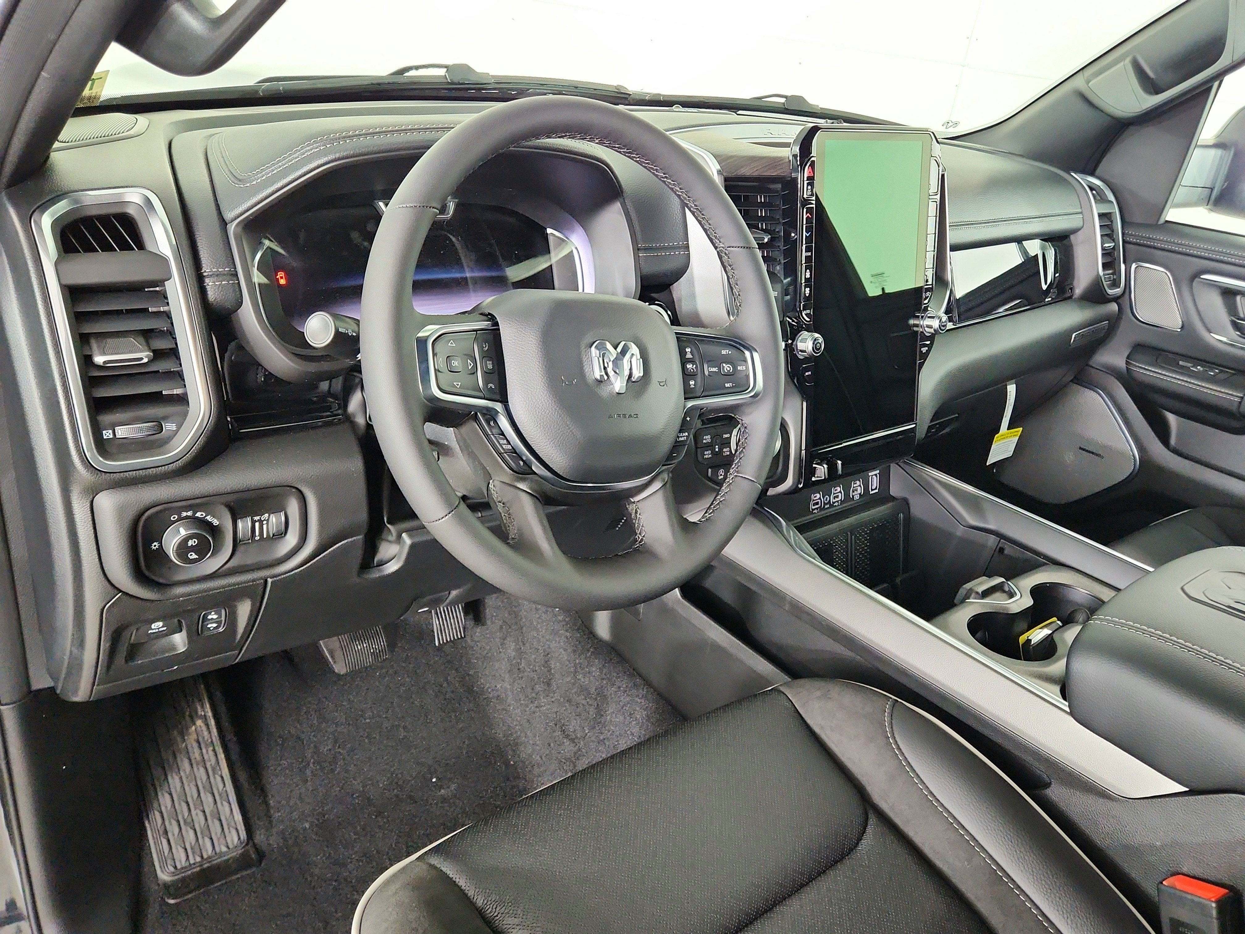 2026 RAM Ram 1500 RAM 1500 LARAMIE CREW CAB 4X4 (144.5 IN WB 5 FT 7 IN BOX)