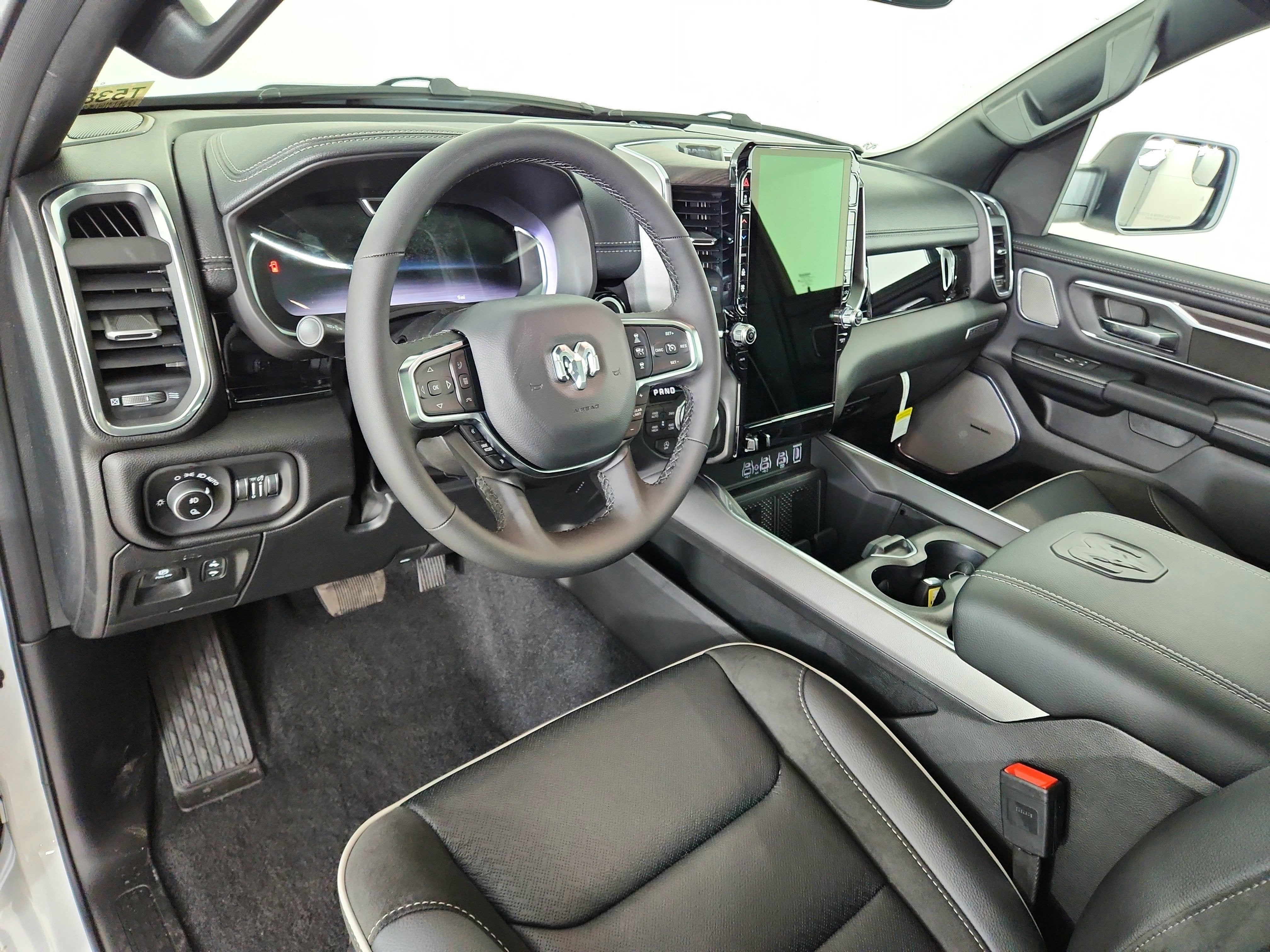 2026 RAM Ram 1500 RAM 1500 LARAMIE CREW CAB 4X4 (144.5 IN WB 5 FT 7 IN BOX)