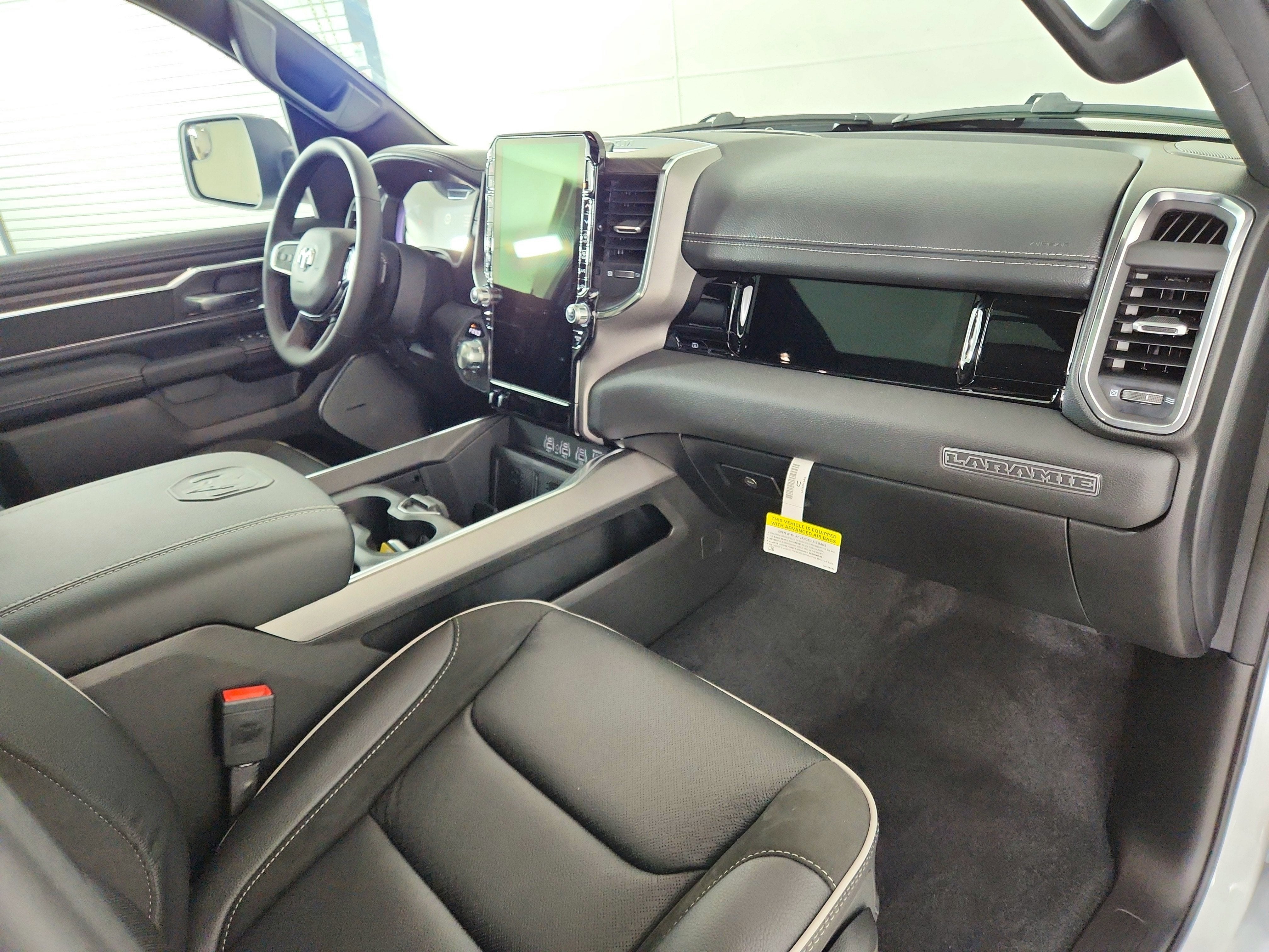 2026 RAM Ram 1500 RAM 1500 LARAMIE CREW CAB 4X4 (144.5 IN WB 5 FT 7 IN BOX)