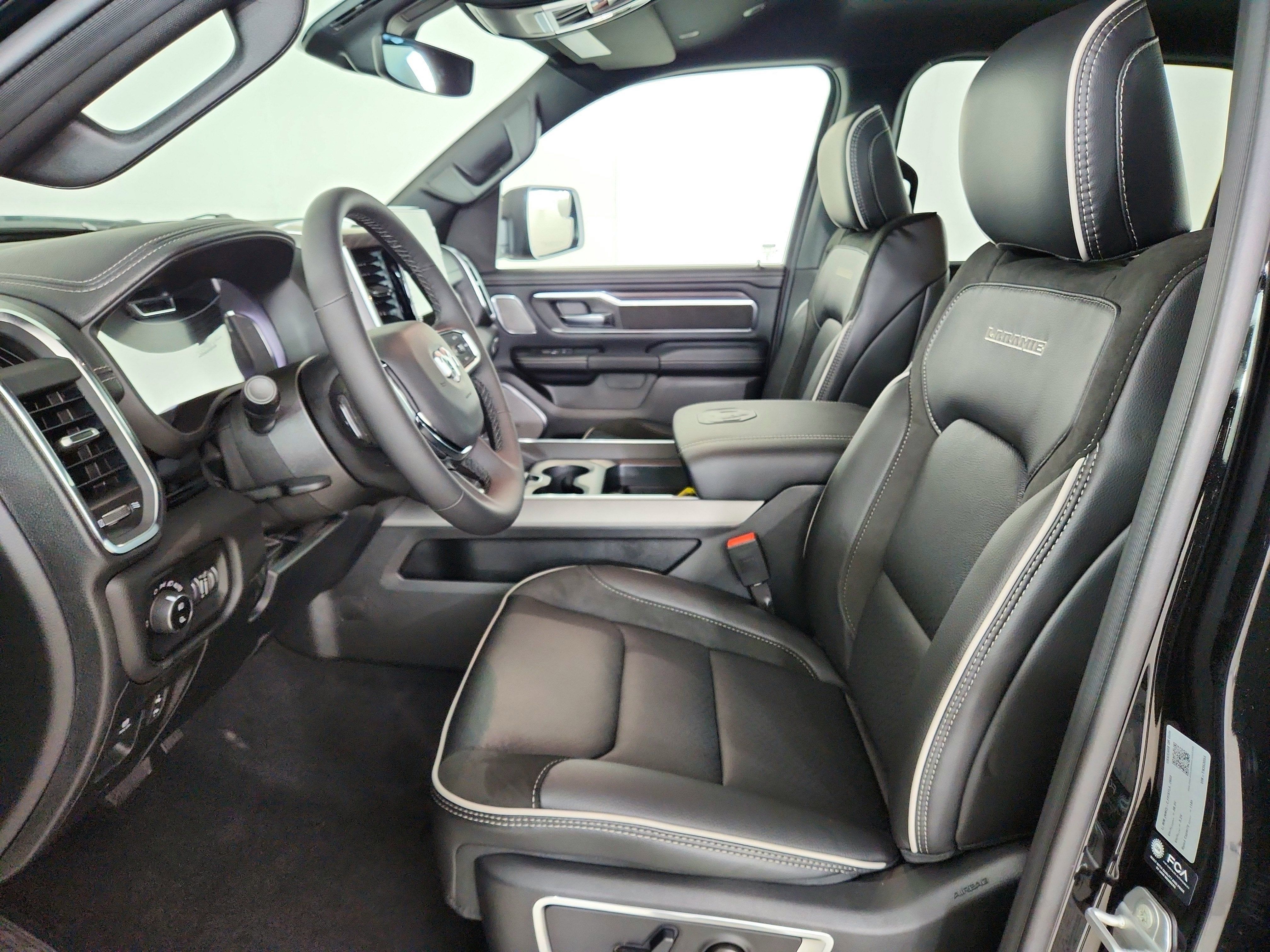 2026 RAM Ram 1500 RAM 1500 LARAMIE CREW CAB 4X4 (144.5 IN WB 5 FT 7 IN BOX)