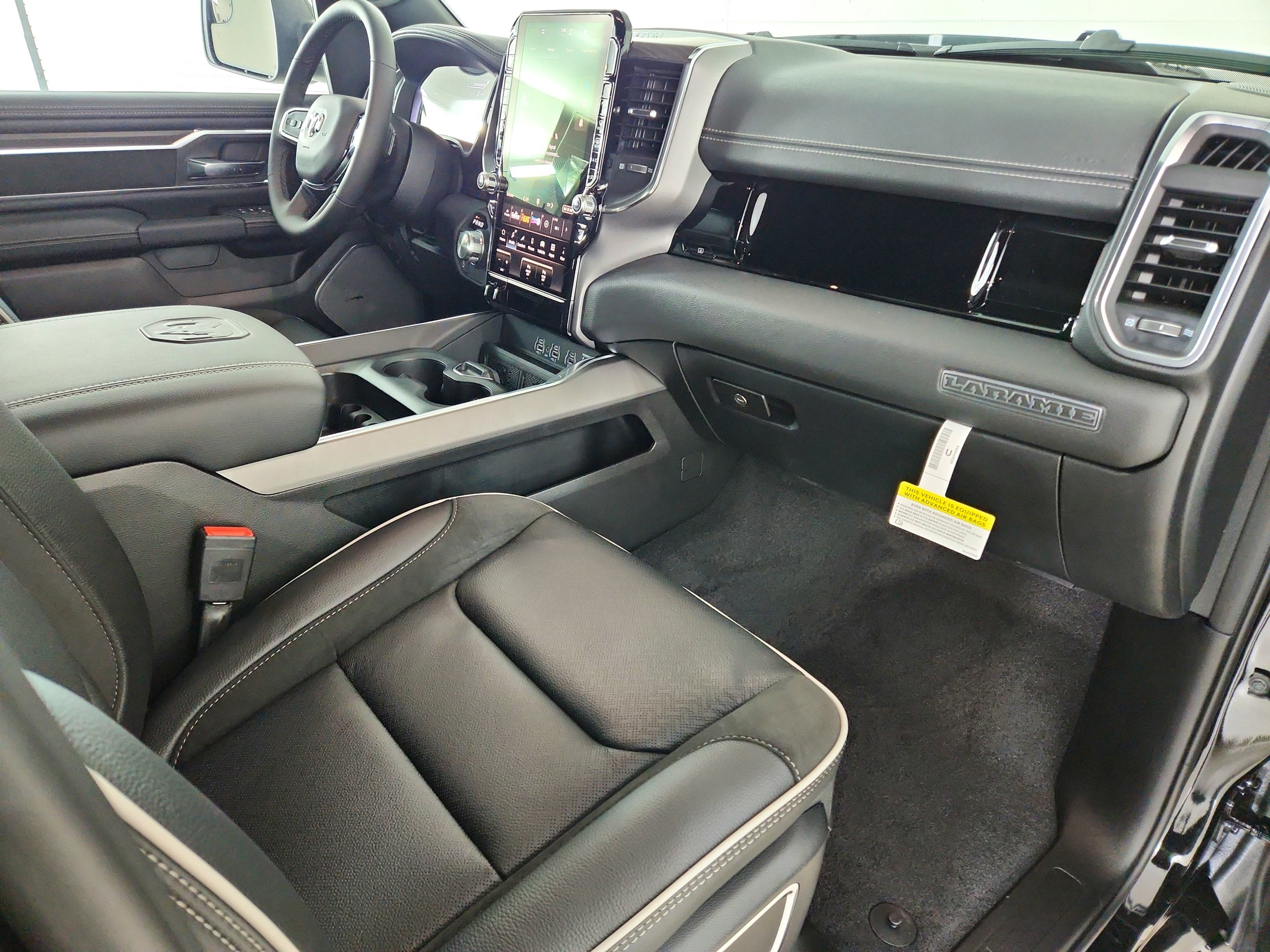 2026 RAM Ram 1500 RAM 1500 LARAMIE CREW CAB 4X4 (144.5 IN WB 5 FT 7 IN BOX)