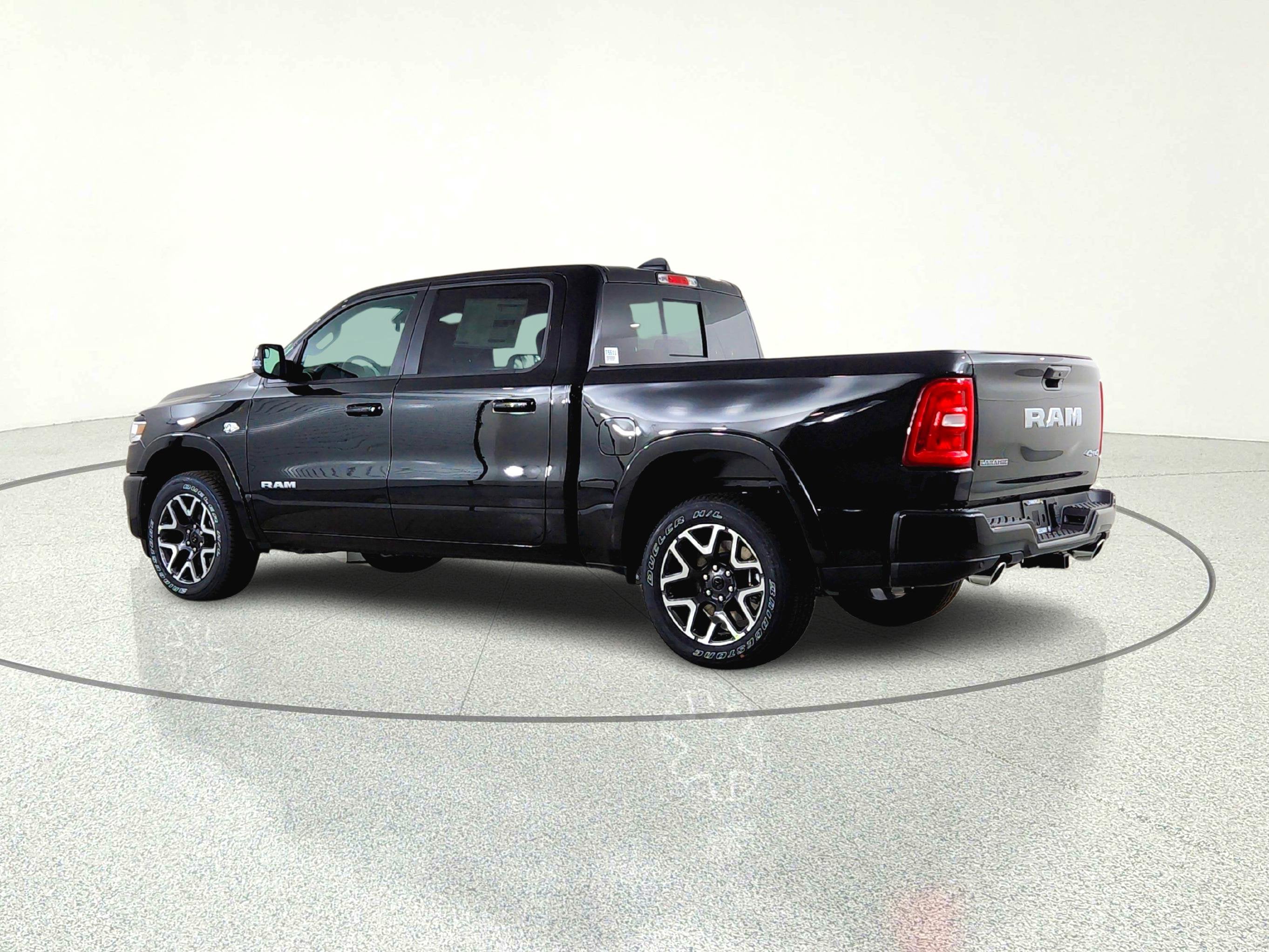 2026 RAM Ram 1500 RAM 1500 LARAMIE CREW CAB 4X4 (144.5 IN WB 5 FT 7 IN BOX)