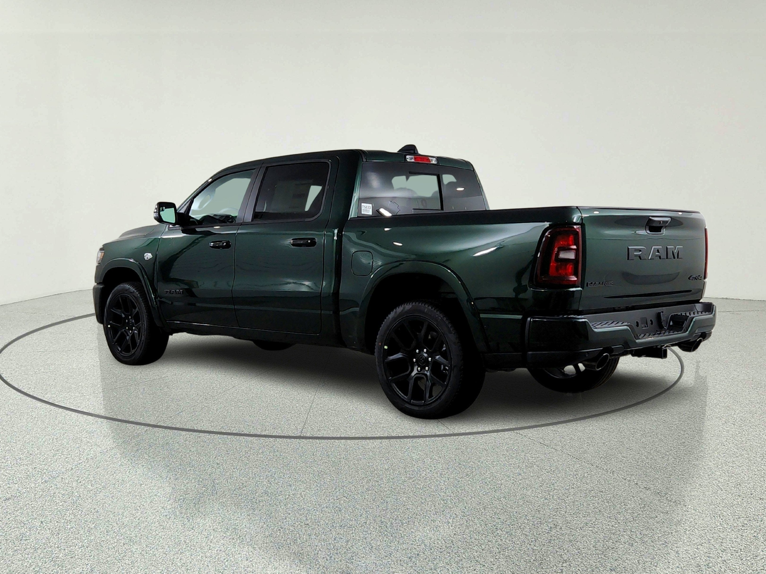 2026 RAM Ram 1500 RAM 1500 LARAMIE CREW CAB 4X4 (144.5 IN WB 5 FT 7 IN BOX)