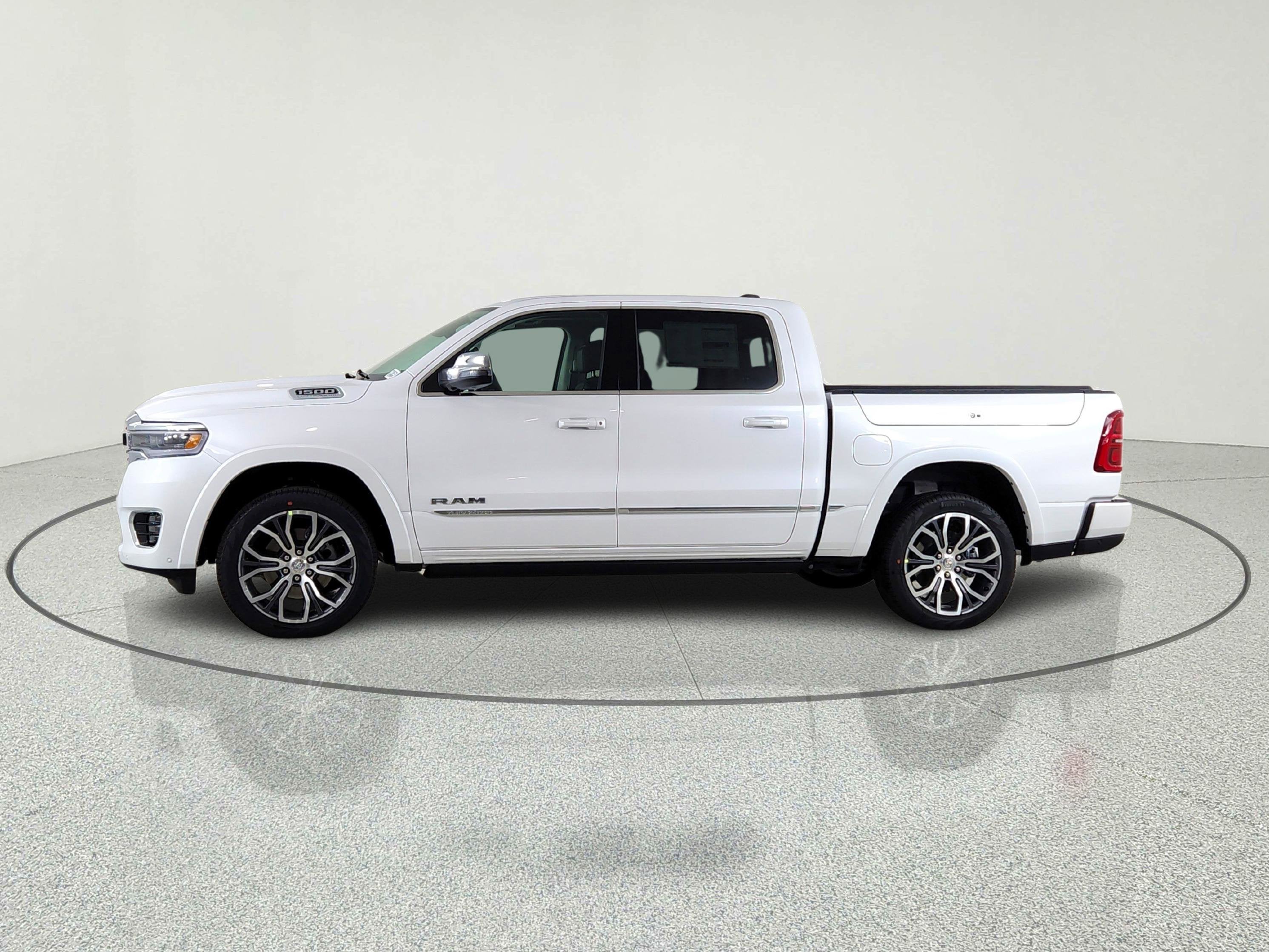 2026 RAM Ram 1500 RAM 1500 TUNGSTEN CREW CAB 4X4 (144.5 IN WB 5 FT 7 IN BOX)