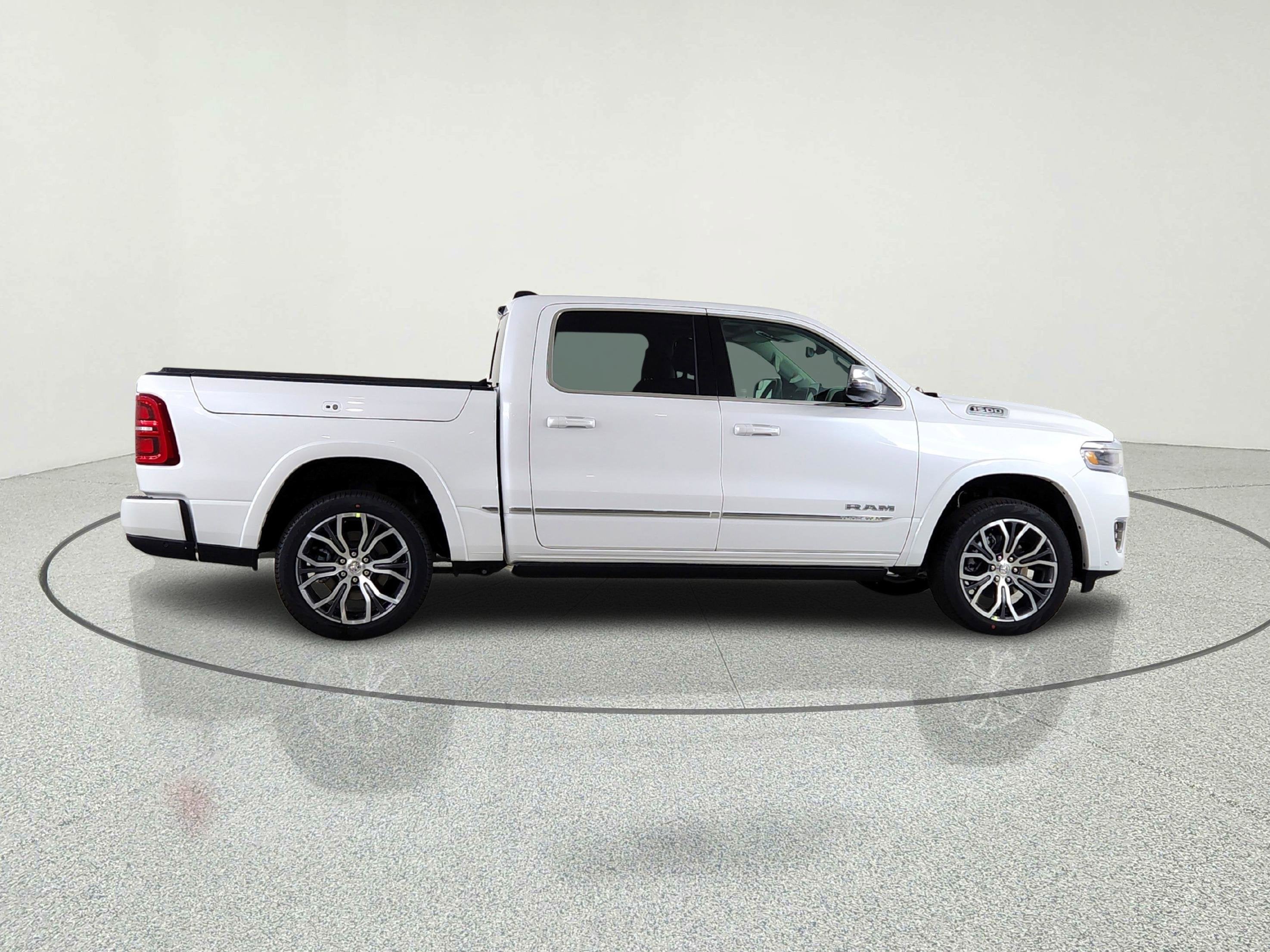 2026 RAM Ram 1500 RAM 1500 TUNGSTEN CREW CAB 4X4 (144.5 IN WB 5 FT 7 IN BOX)