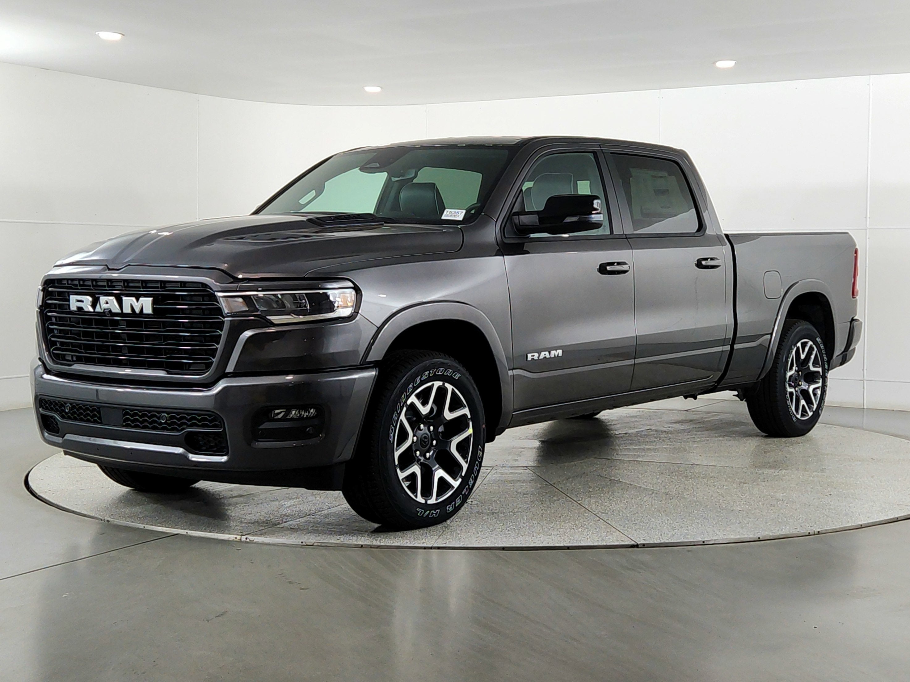 2026 RAM Ram 1500 RAM 1500 LARAMIE CREW CAB 4X4 (153.5 IN WB 6 FT 4 IN BOX)