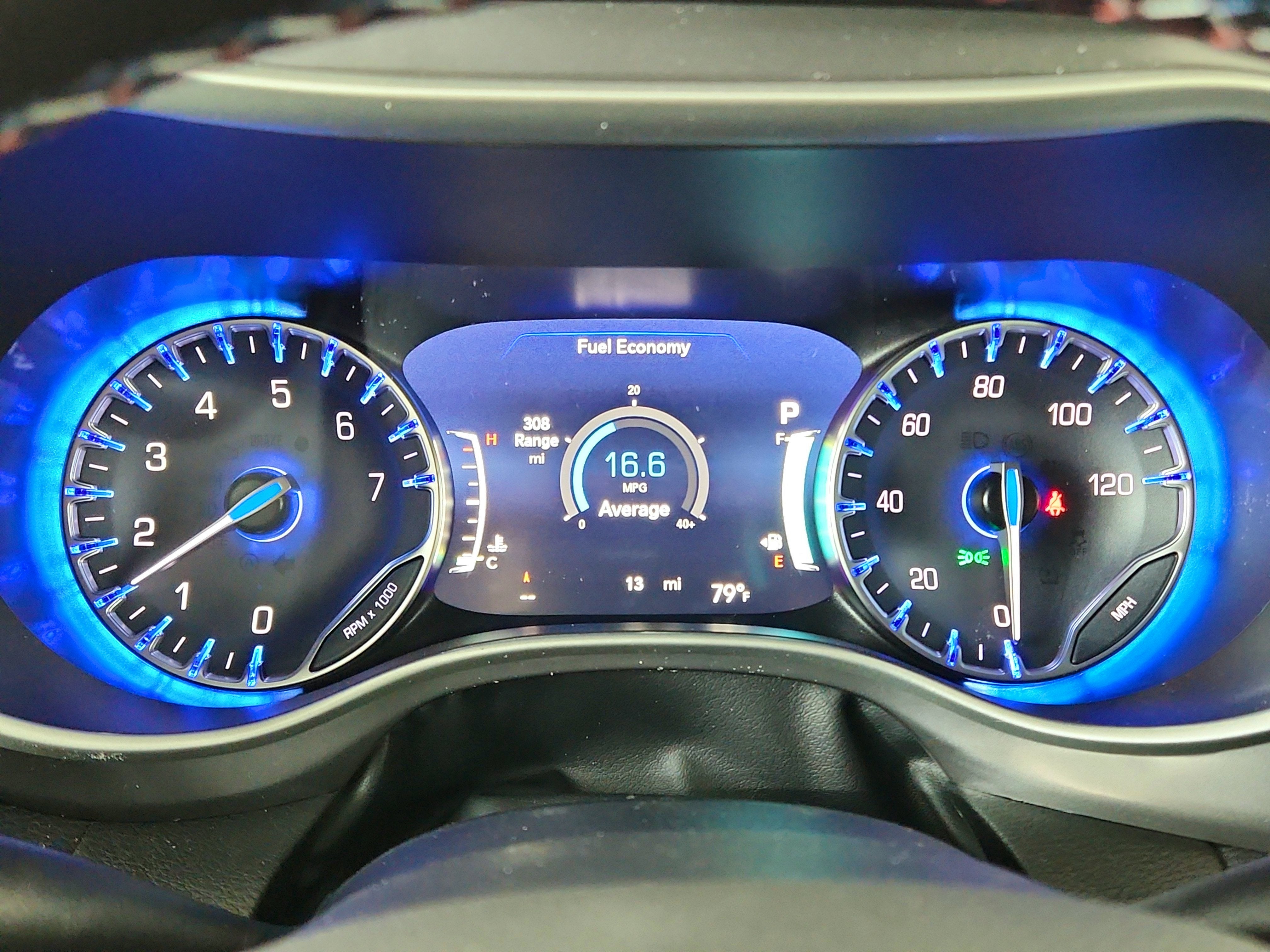 2027 Chrysler Pacifica Select