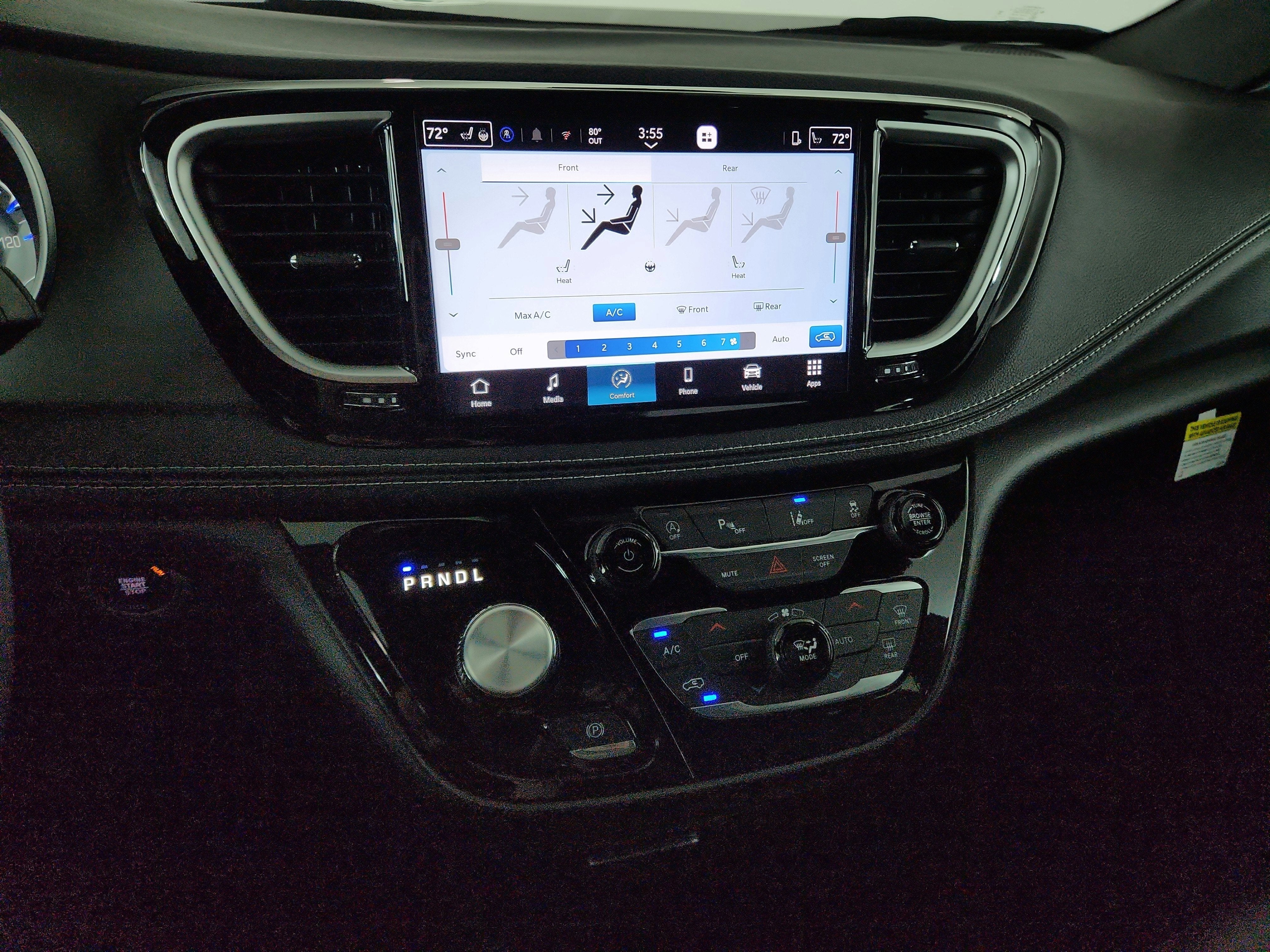 2027 Chrysler Pacifica Select