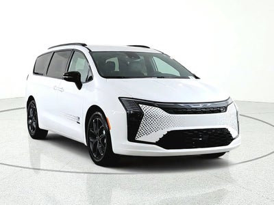 2027 Chrysler Pacifica Select FWD