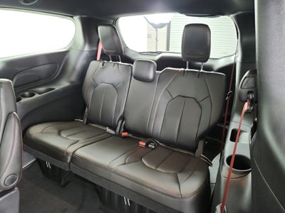 2027 Chrysler Pacifica Select FWD