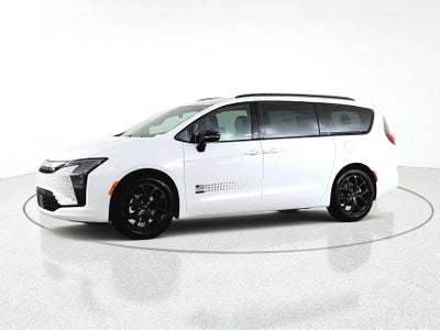 2027 Chrysler Pacifica Select FWD
