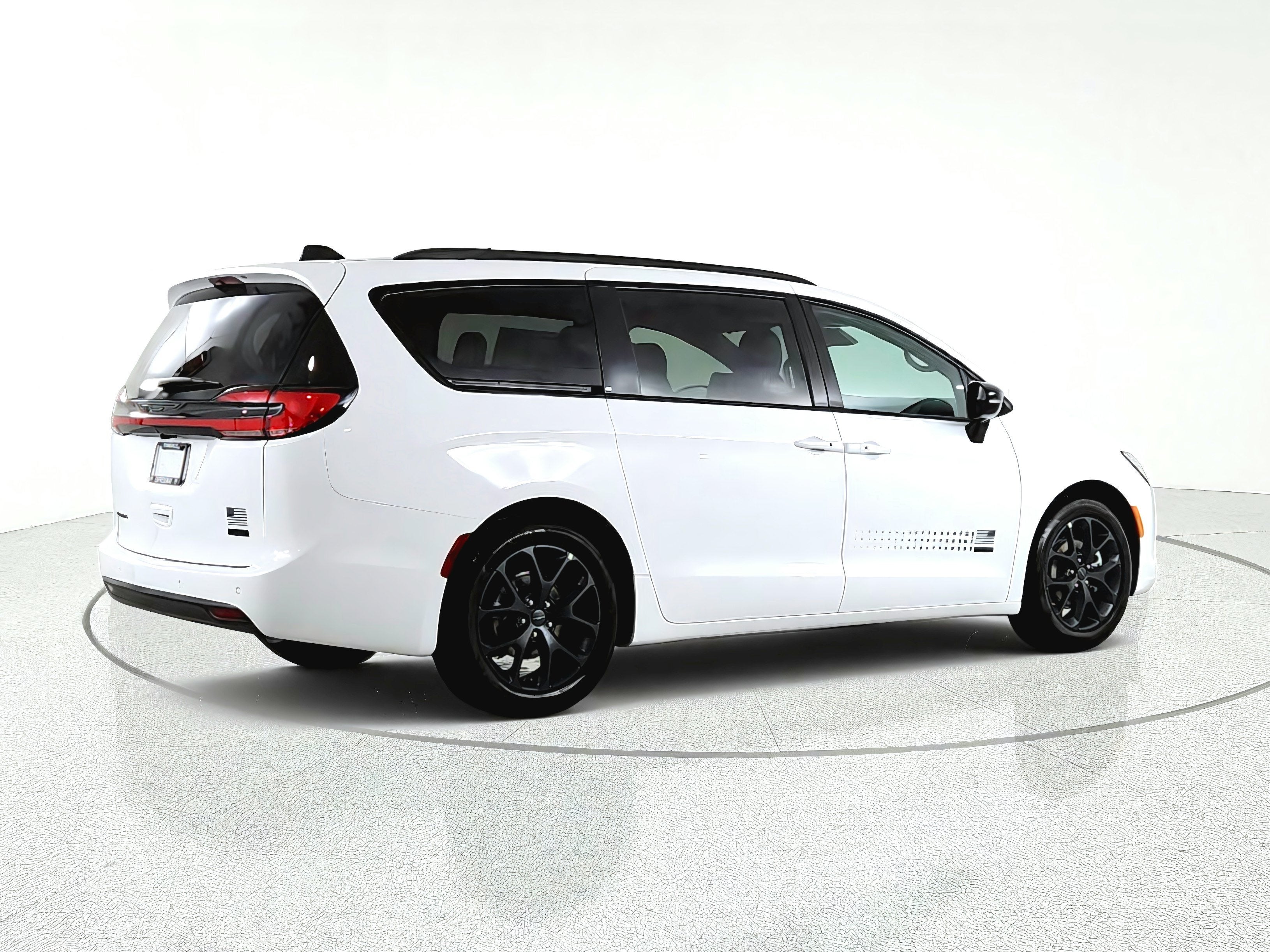 2027 Chrysler Pacifica Select FWD