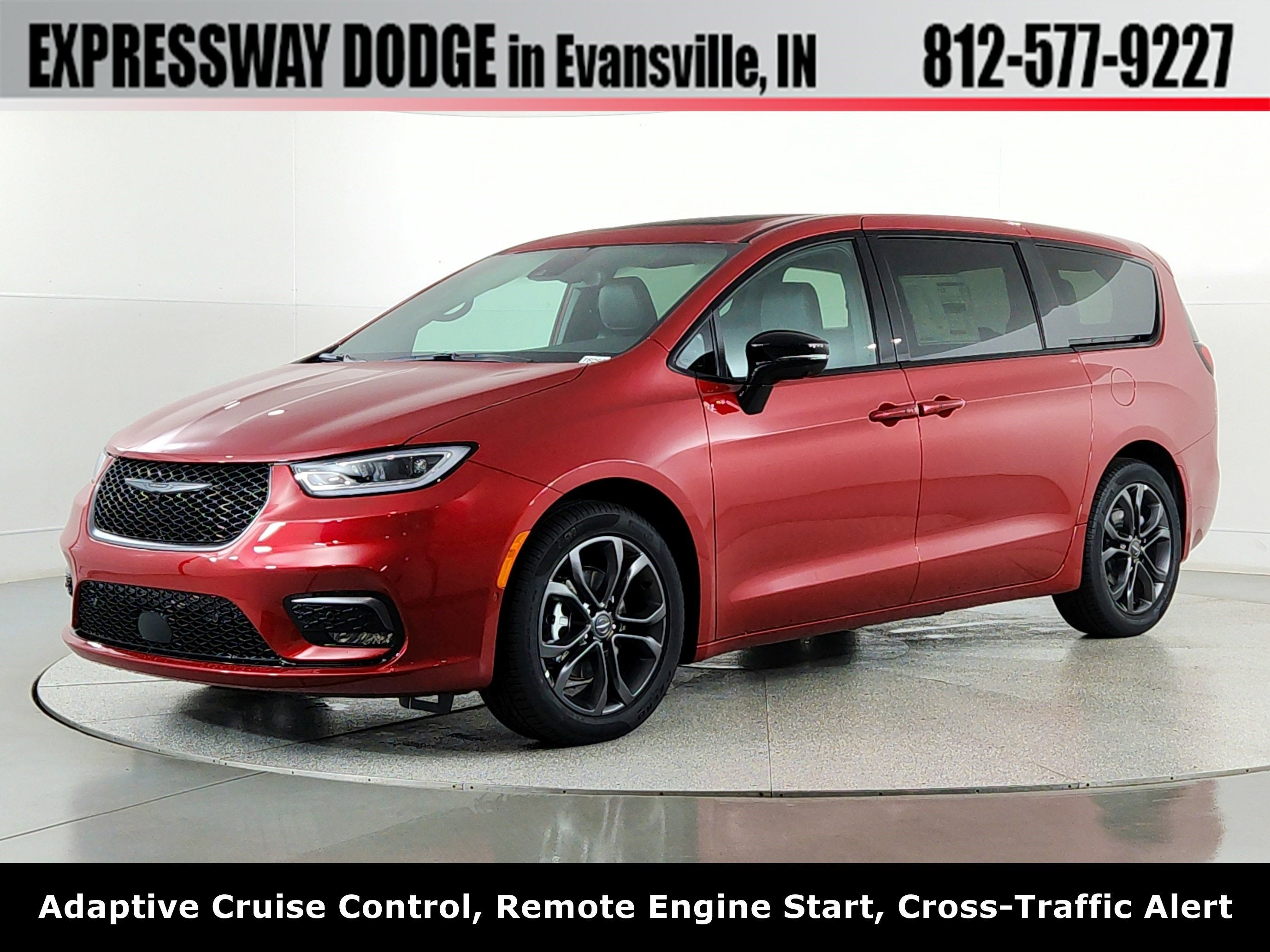 2026 Chrysler Pacifica Select