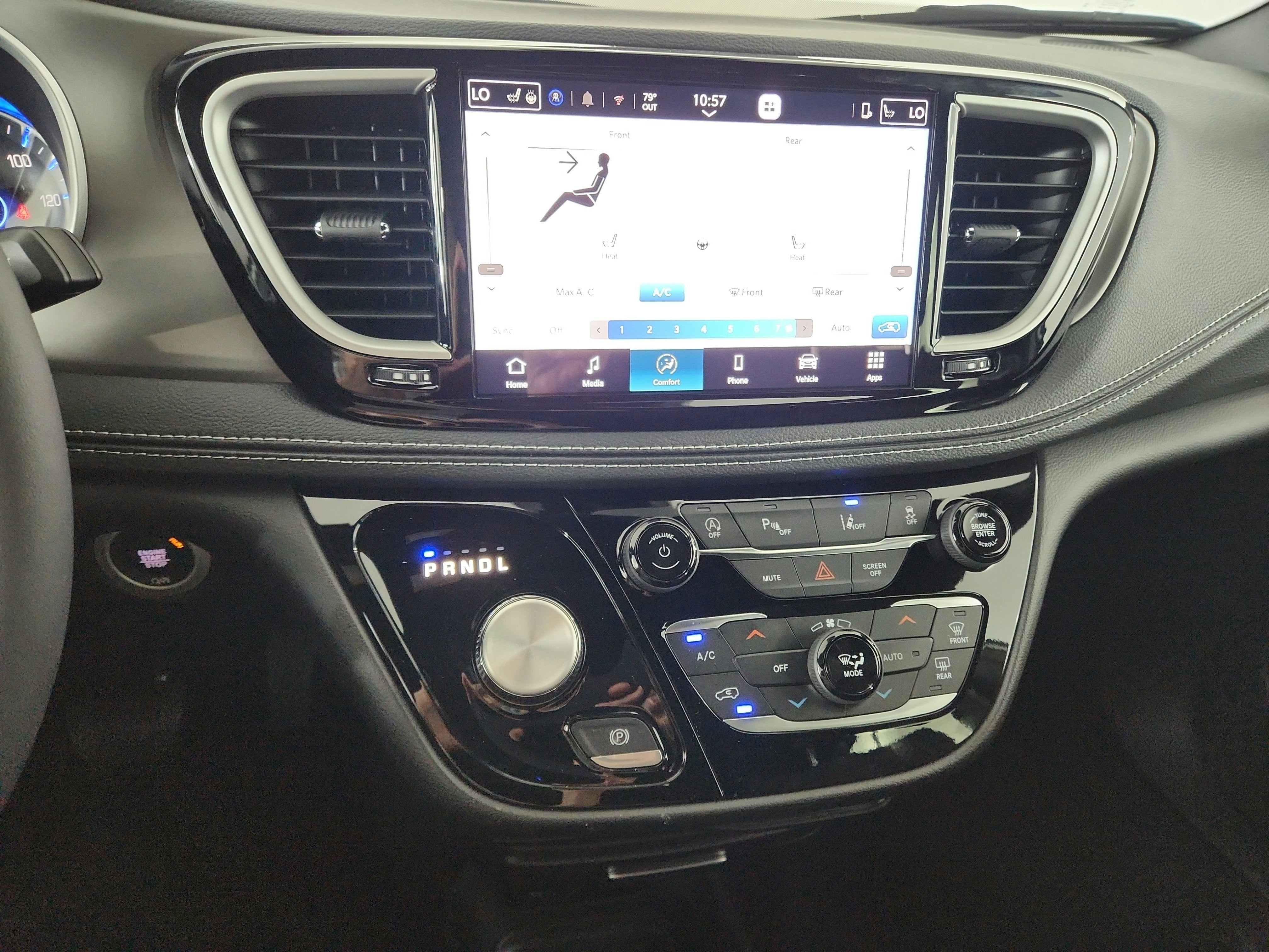 2027 Chrysler Pacifica Select