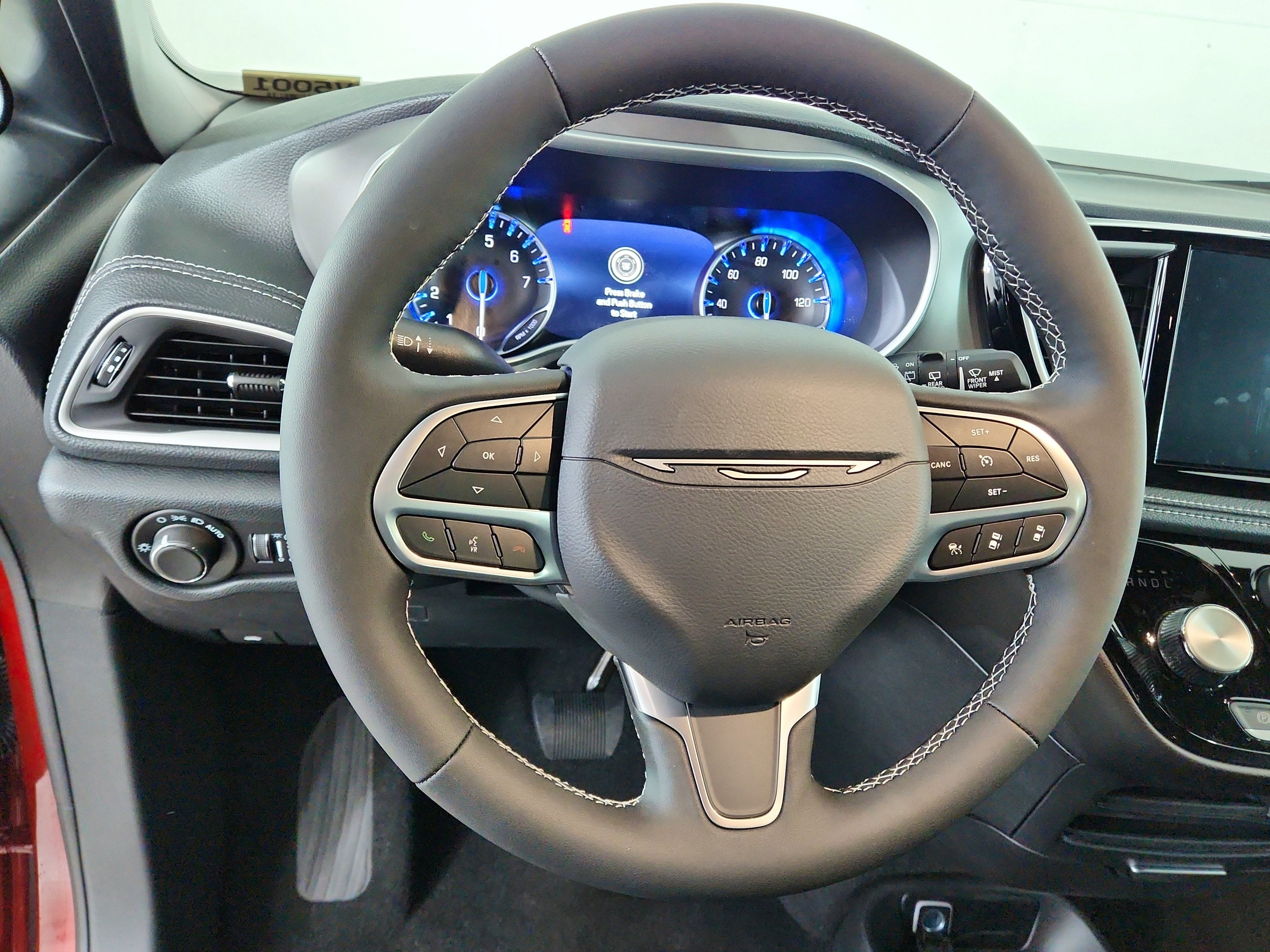 2027 Chrysler Pacifica Select