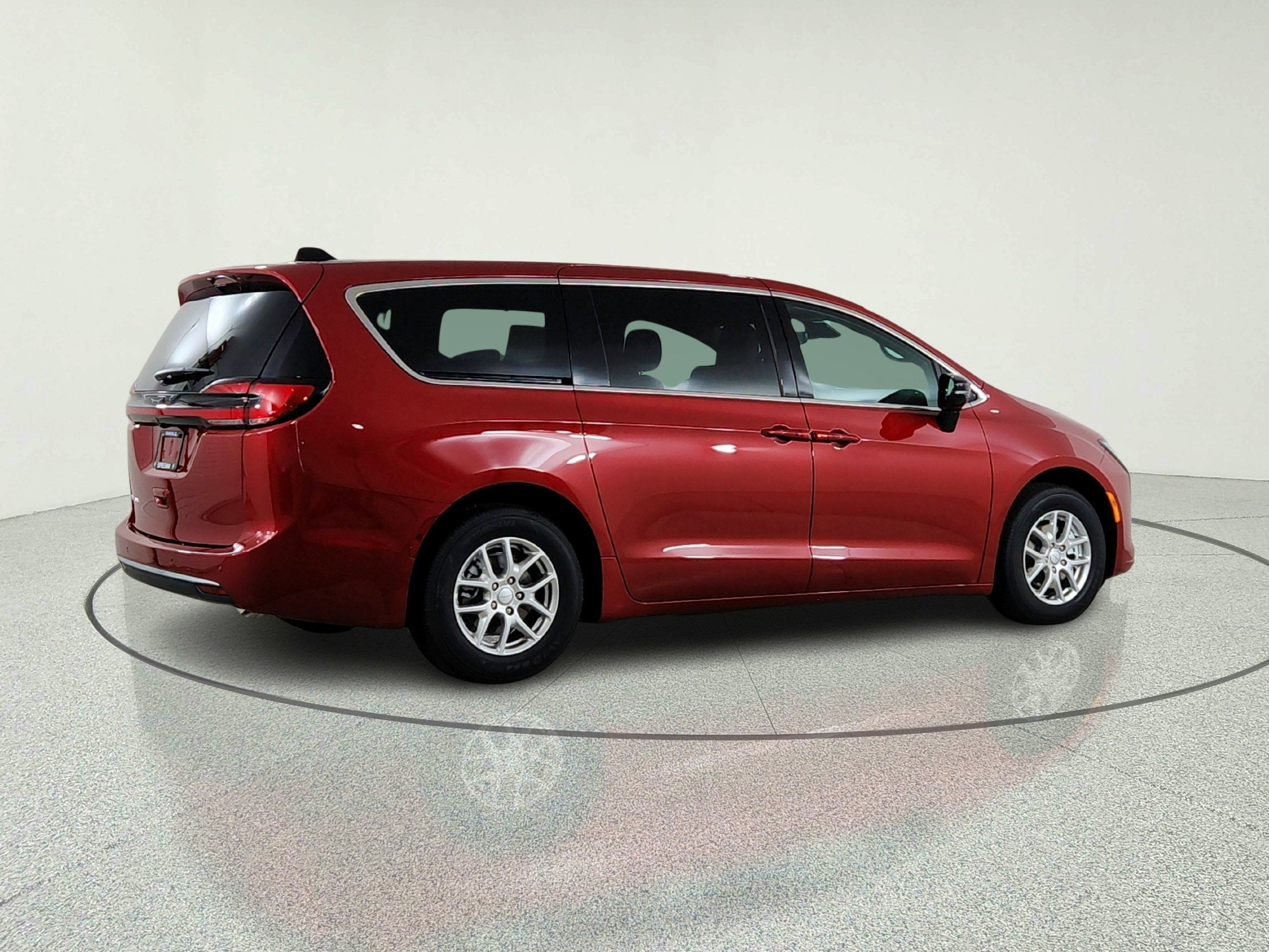 2027 Chrysler Pacifica Select