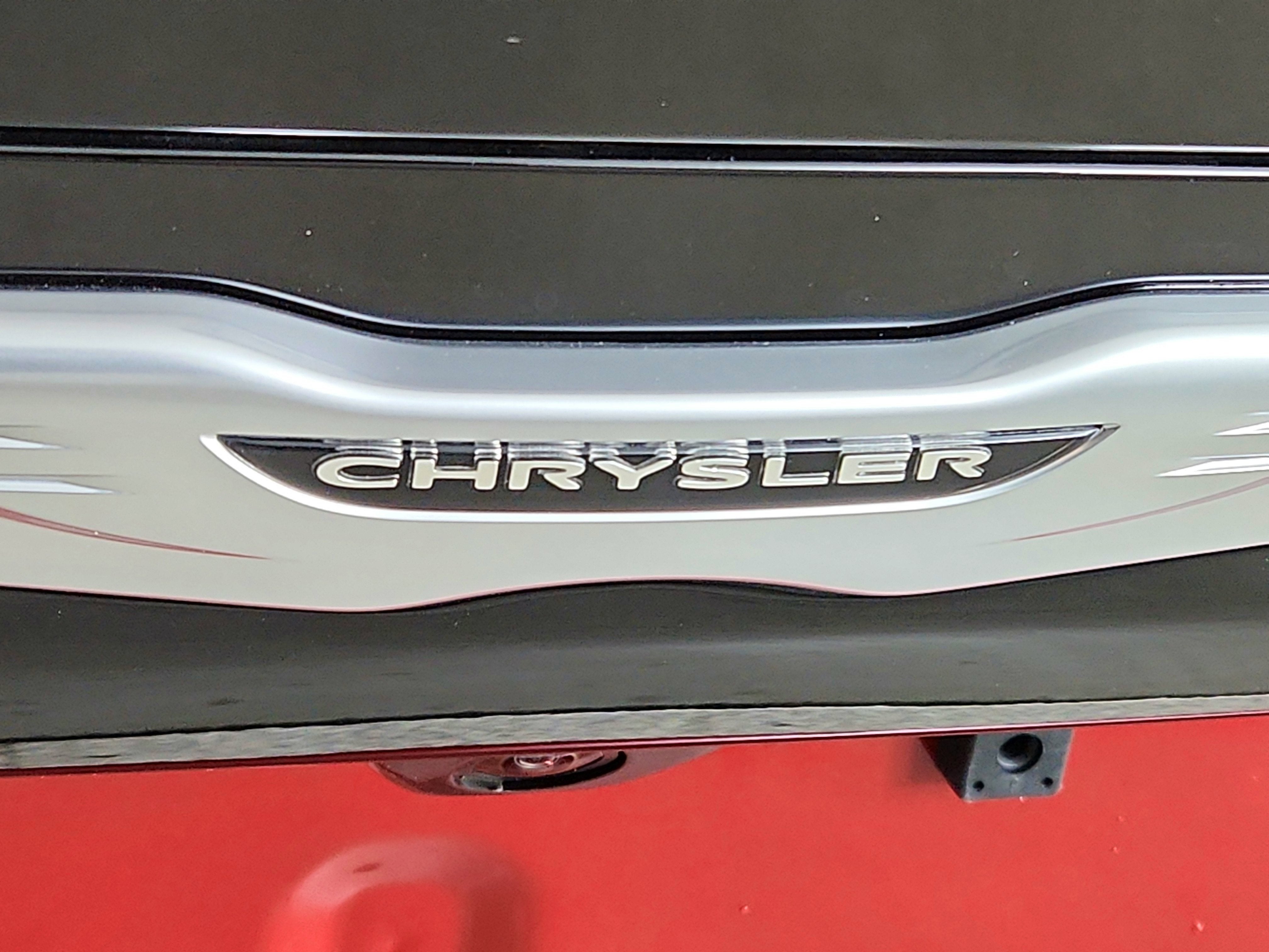 2026 Chrysler Voyager LX