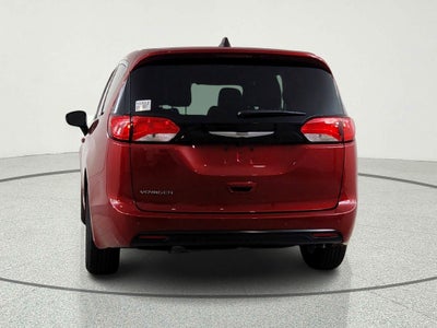 2026 Chrysler Voyager LX