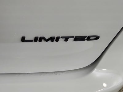 2027 Chrysler Pacifica Limited
