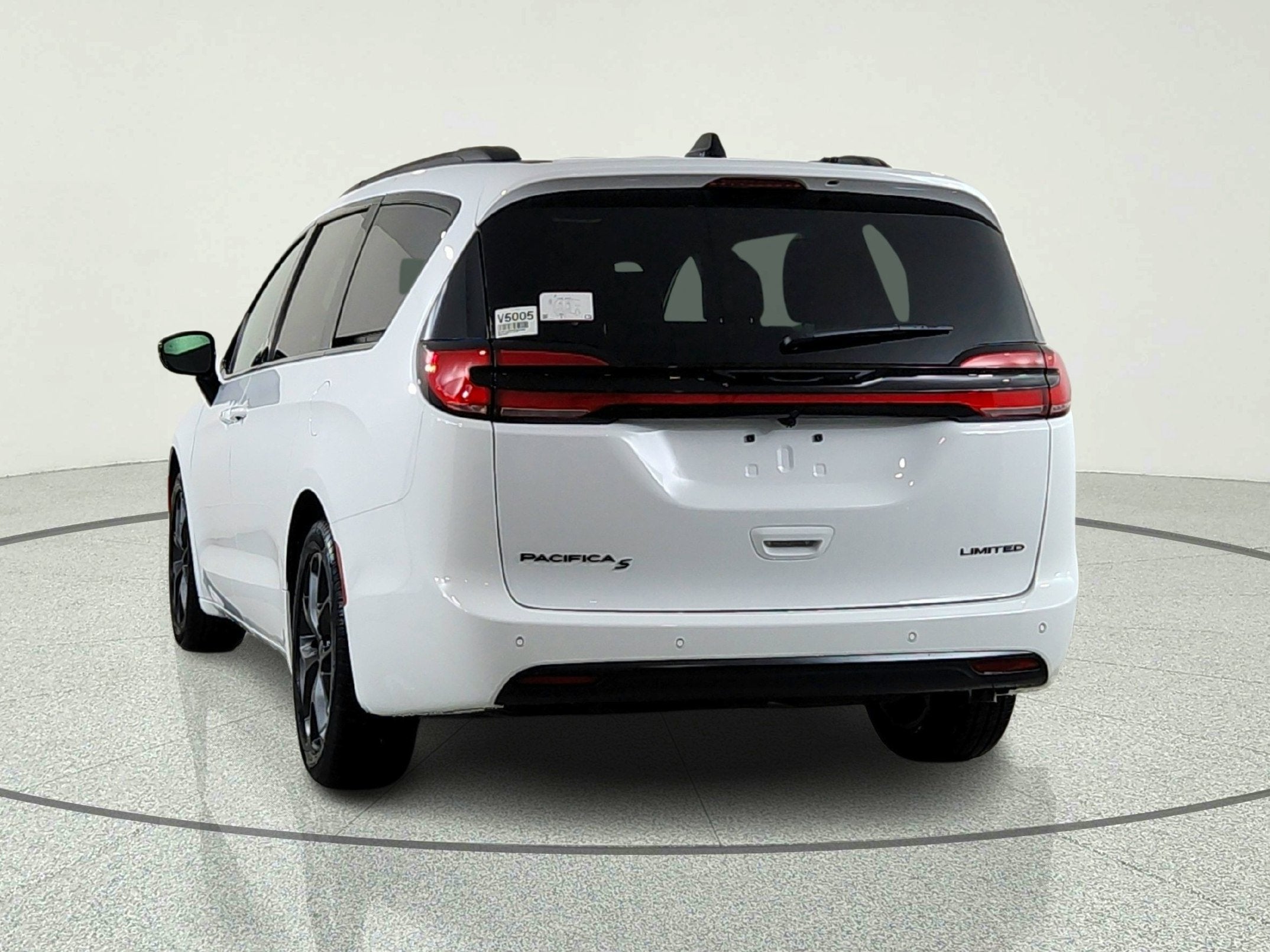 2027 Chrysler Pacifica Limited