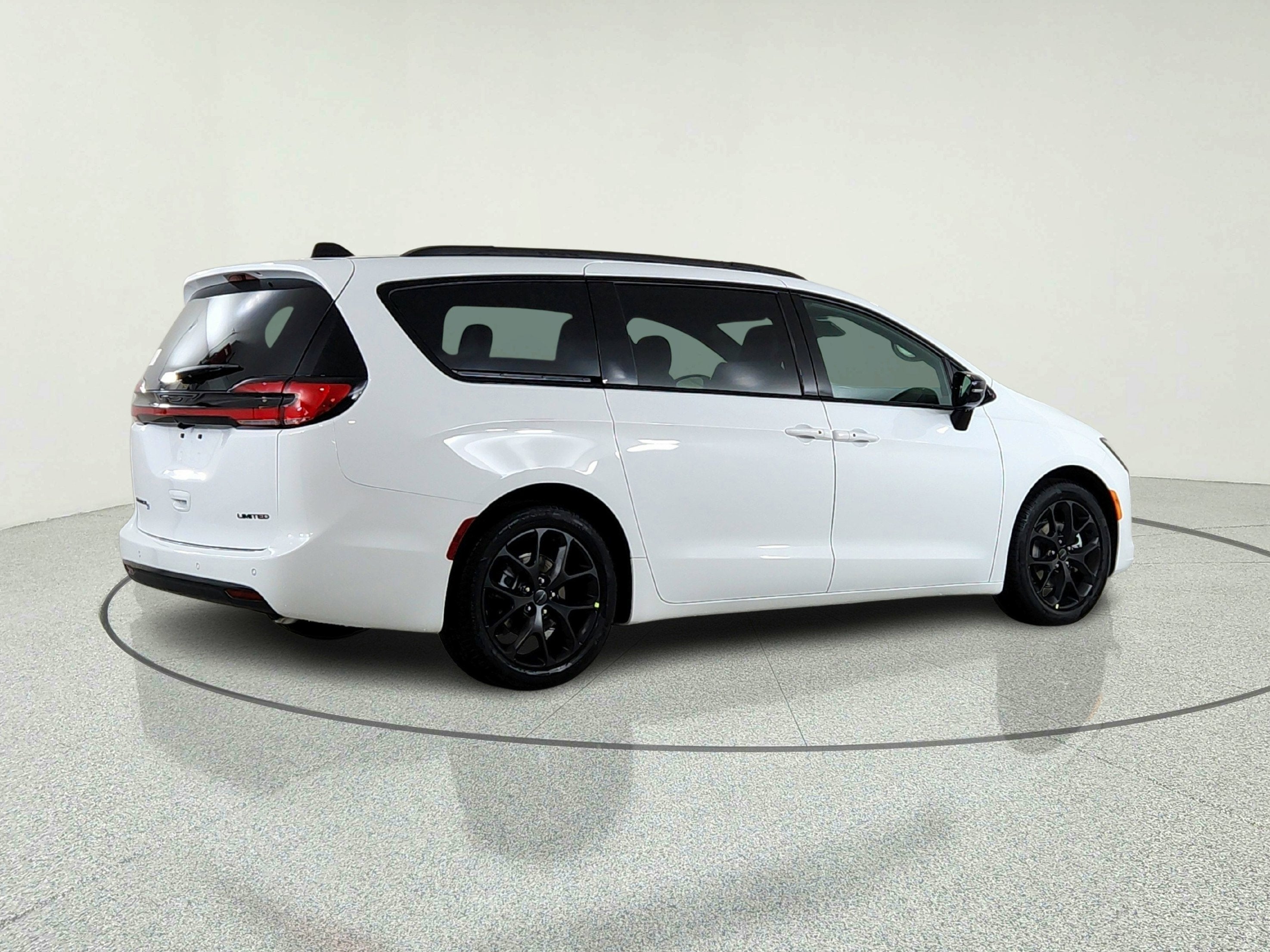 2027 Chrysler Pacifica Limited