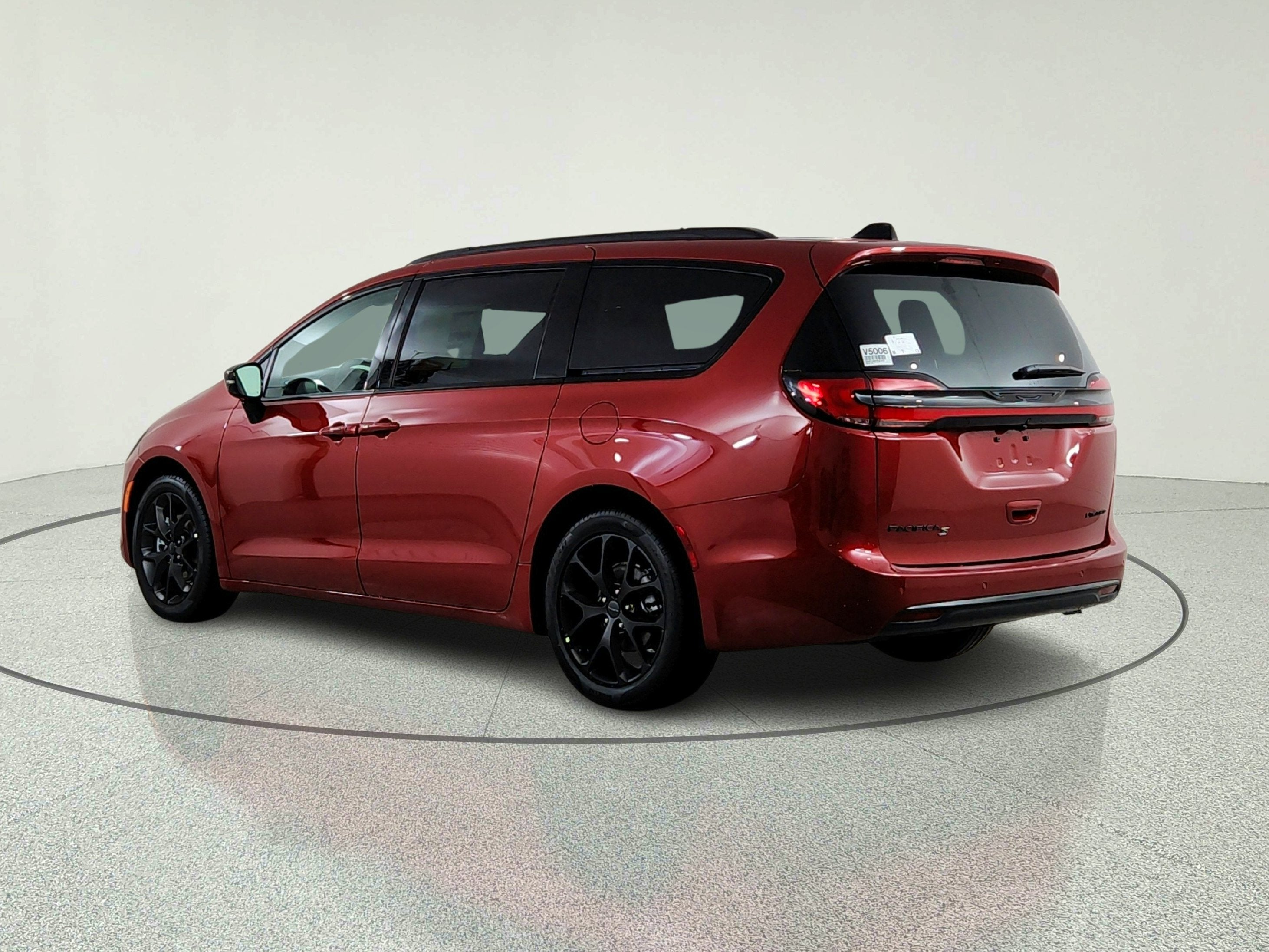 2027 Chrysler Pacifica Limited