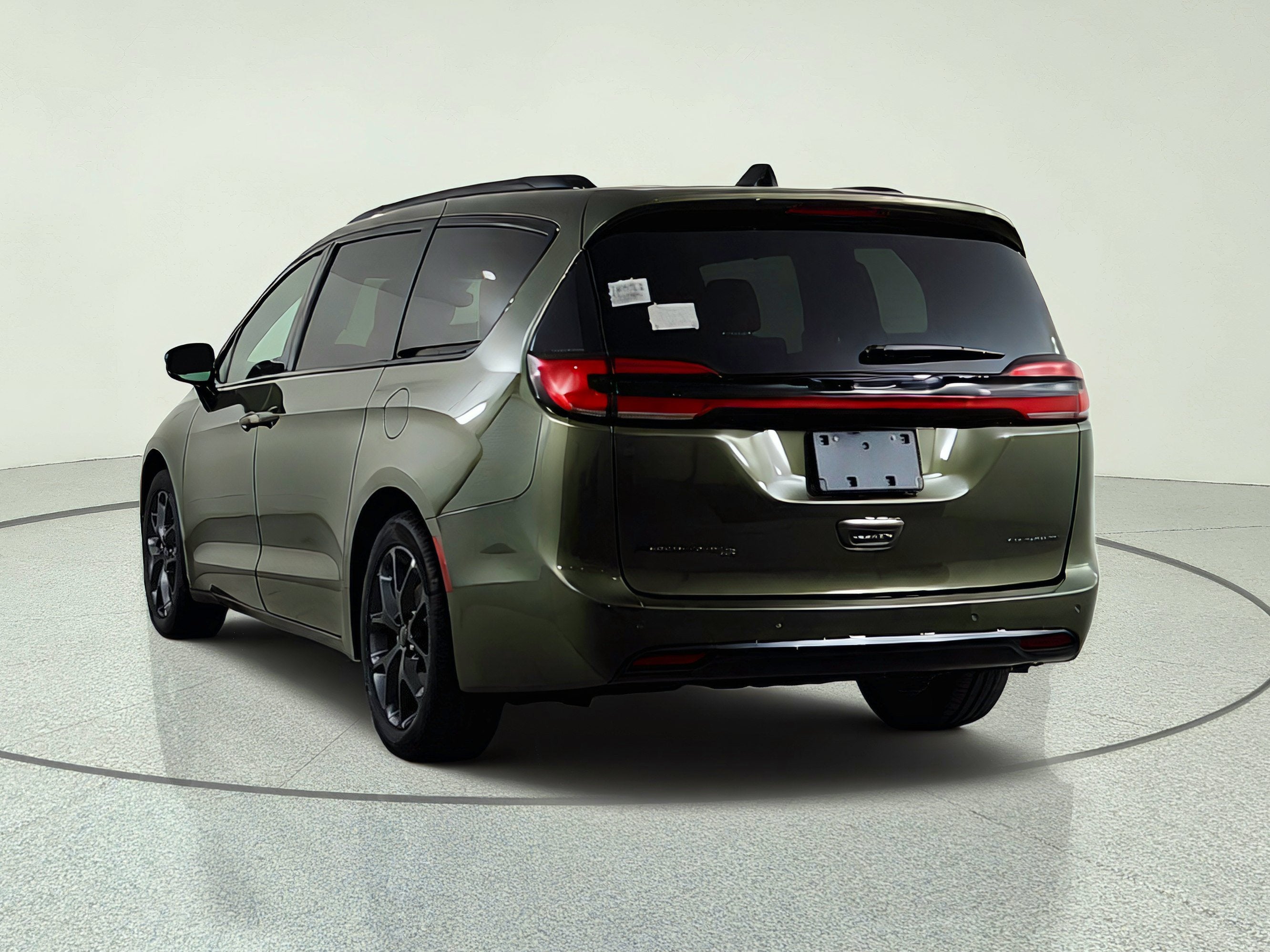 2027 Chrysler Pacifica Limited