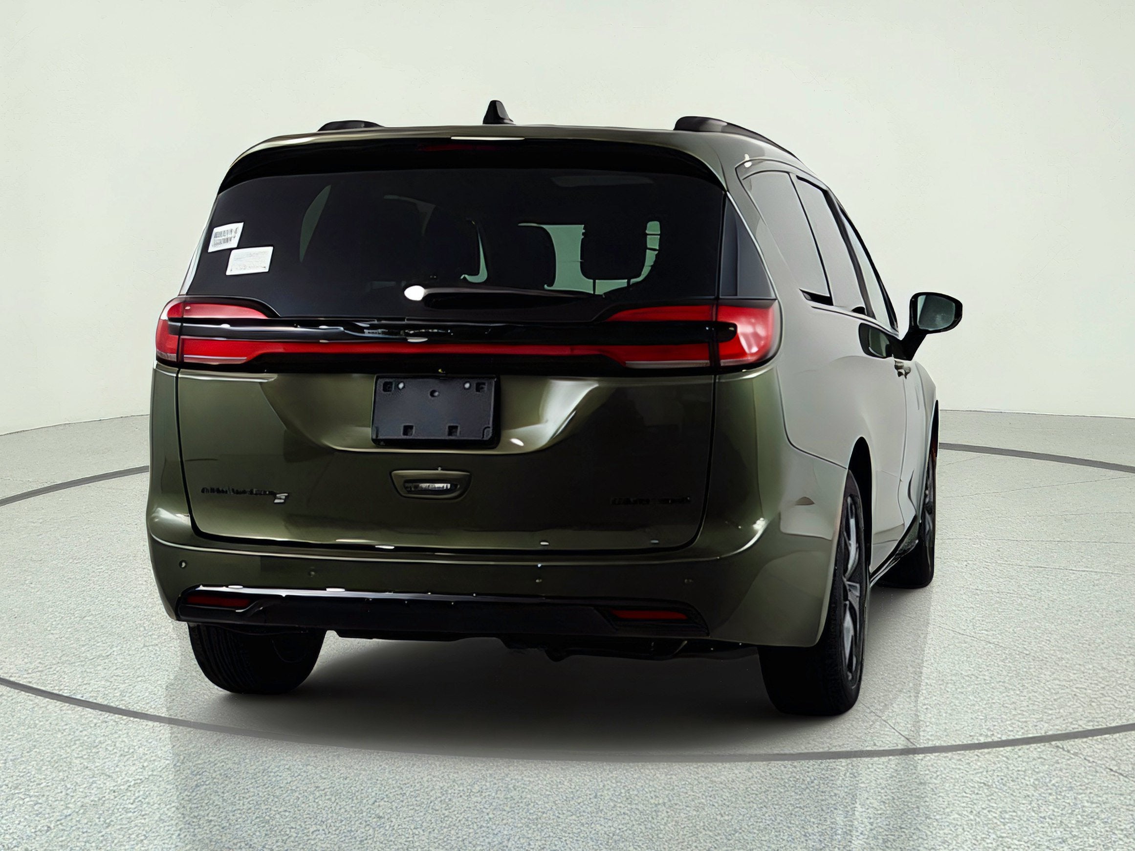 2027 Chrysler Pacifica Limited