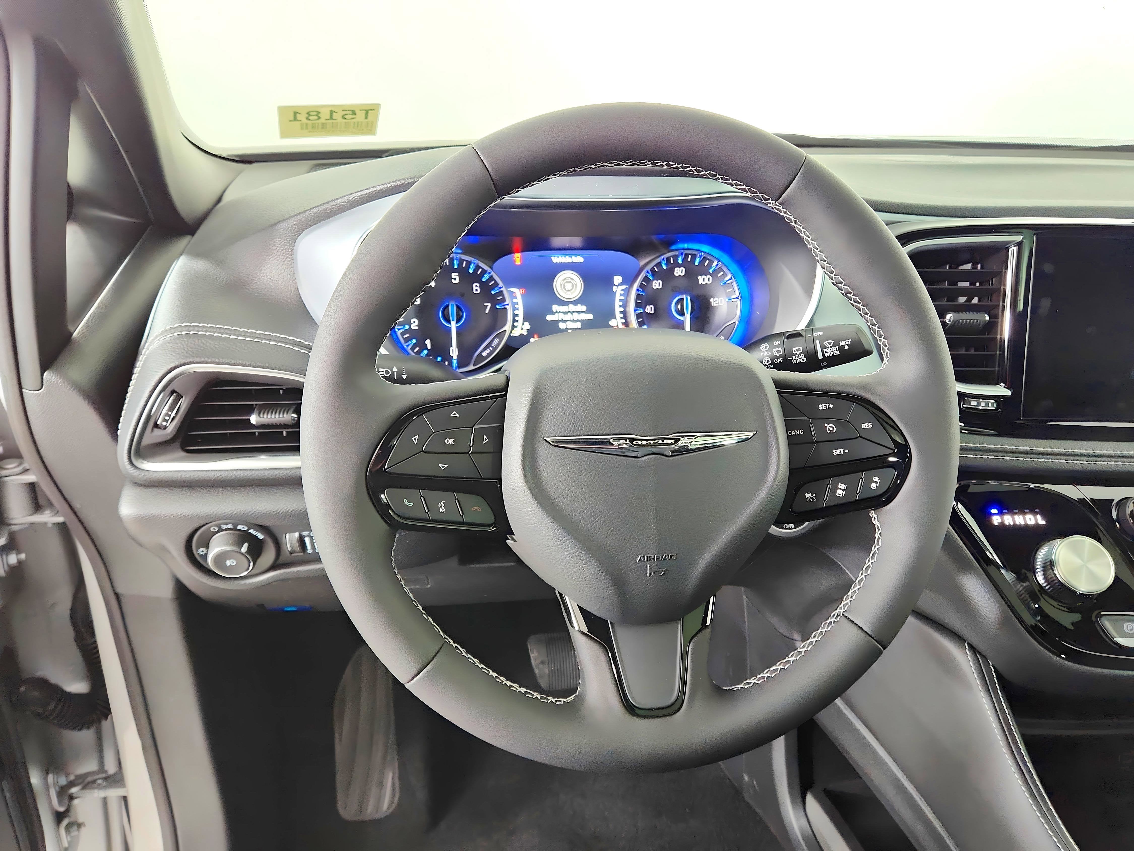 2026 Chrysler Pacifica Limited