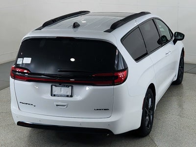 2026 Chrysler Pacifica Limited