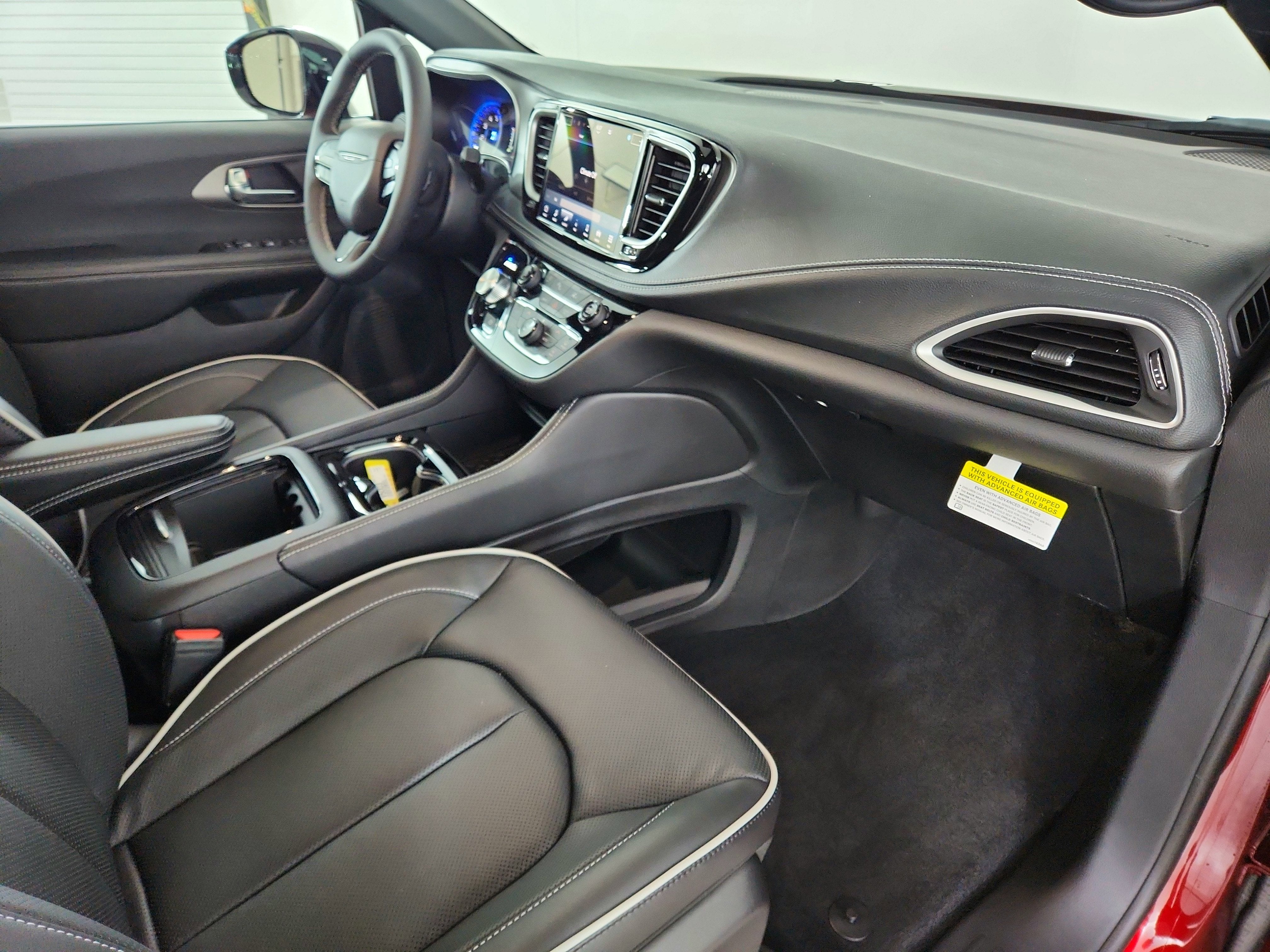2027 Chrysler Pacifica Limited