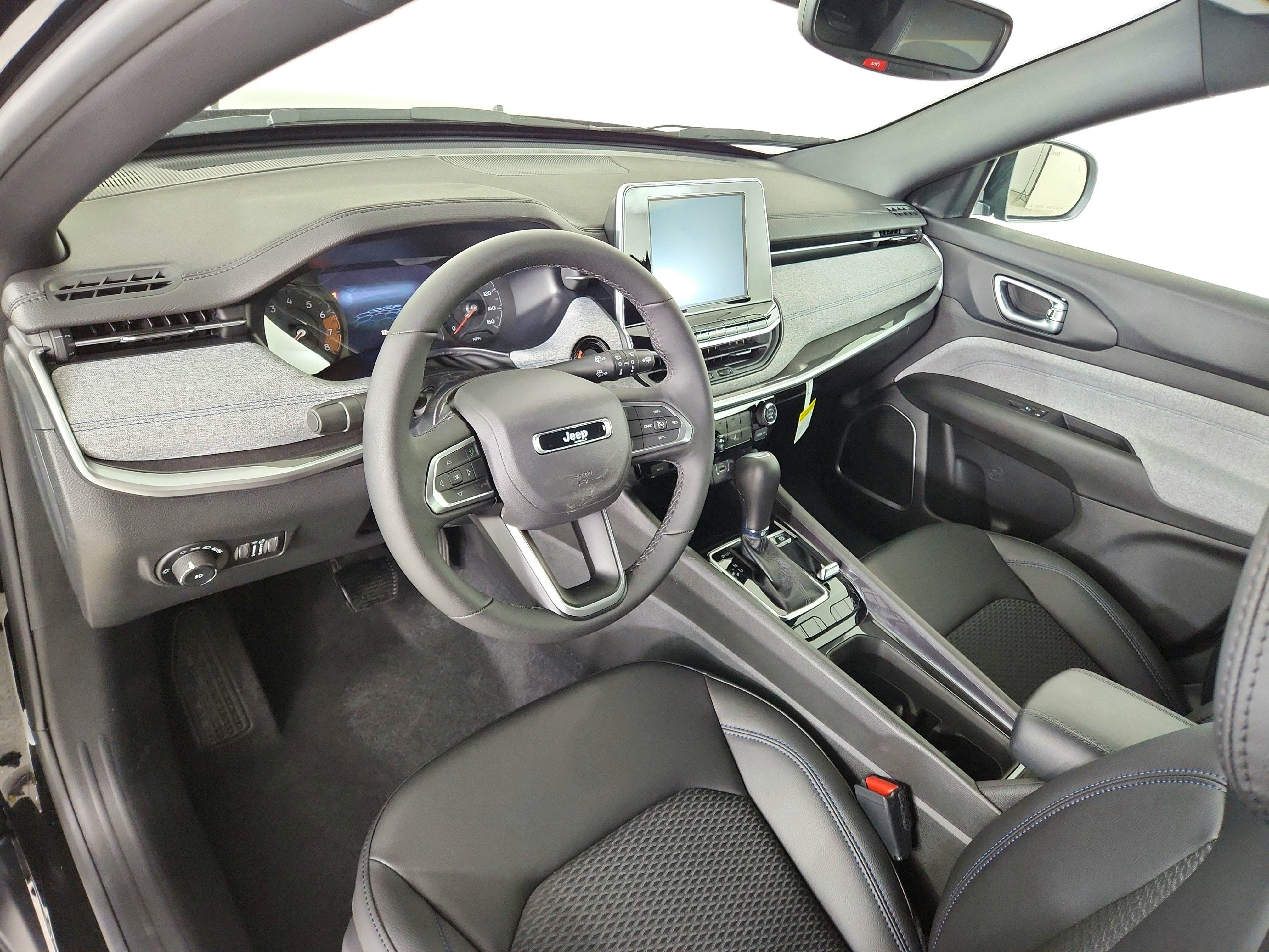 2026 Jeep Compass JEEP COMPASS LATITUDE 4X4