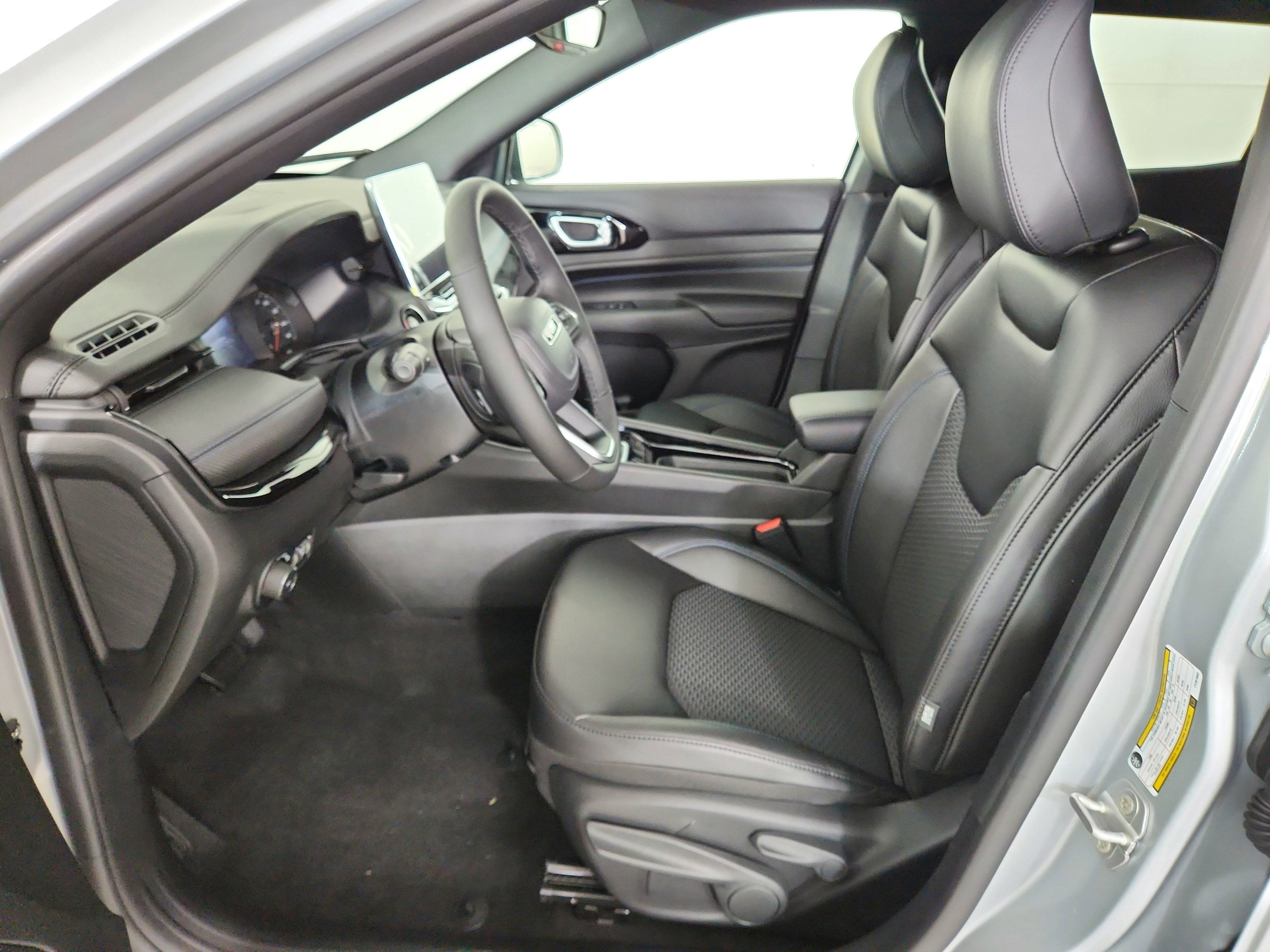 2026 Jeep Compass JEEP COMPASS LATITUDE 4X4